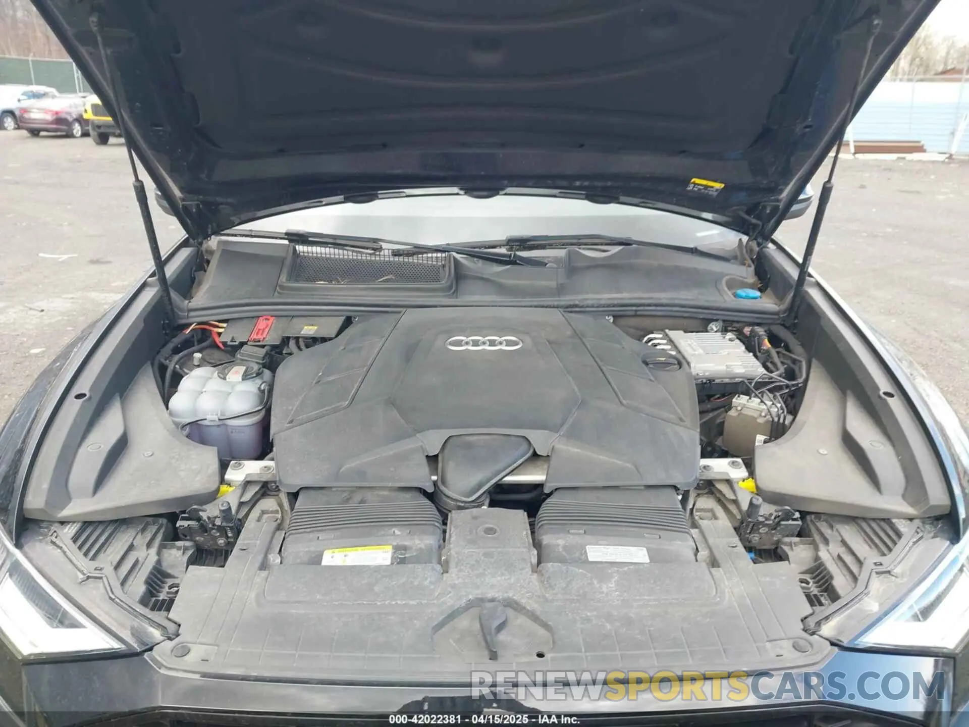 10 Photograph of a damaged car WA1AVAF13MD020375 AUDI Q8 2021