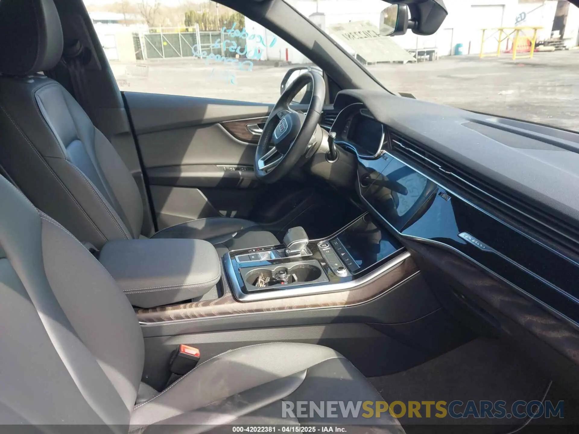 5 Photograph of a damaged car WA1AVAF13MD020375 AUDI Q8 2021