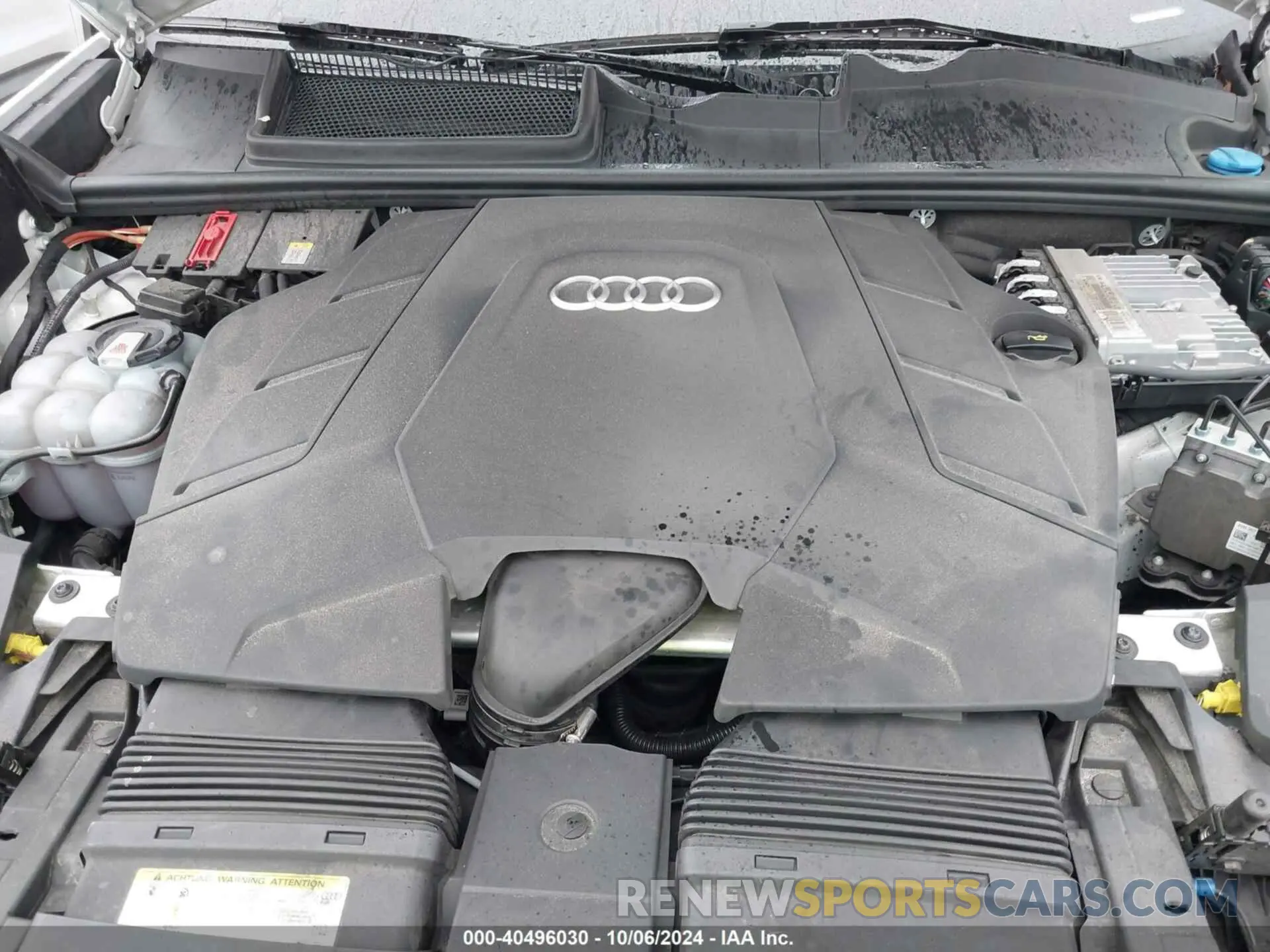 10 Photograph of a damaged car WA1AVAF18MD001370 AUDI Q8 2021