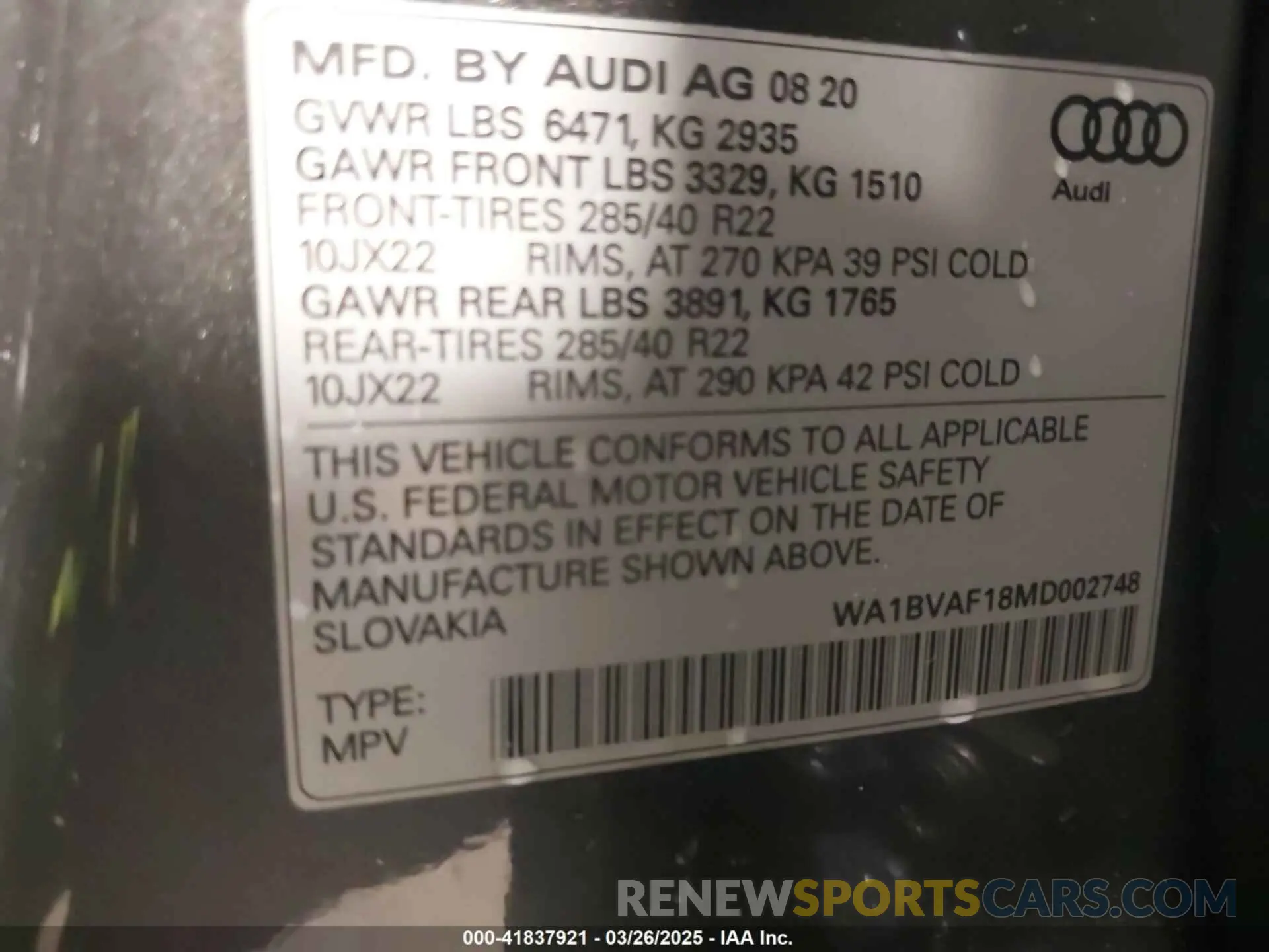 9 Photograph of a damaged car WA1BVAF18MD002748 AUDI Q8 2021