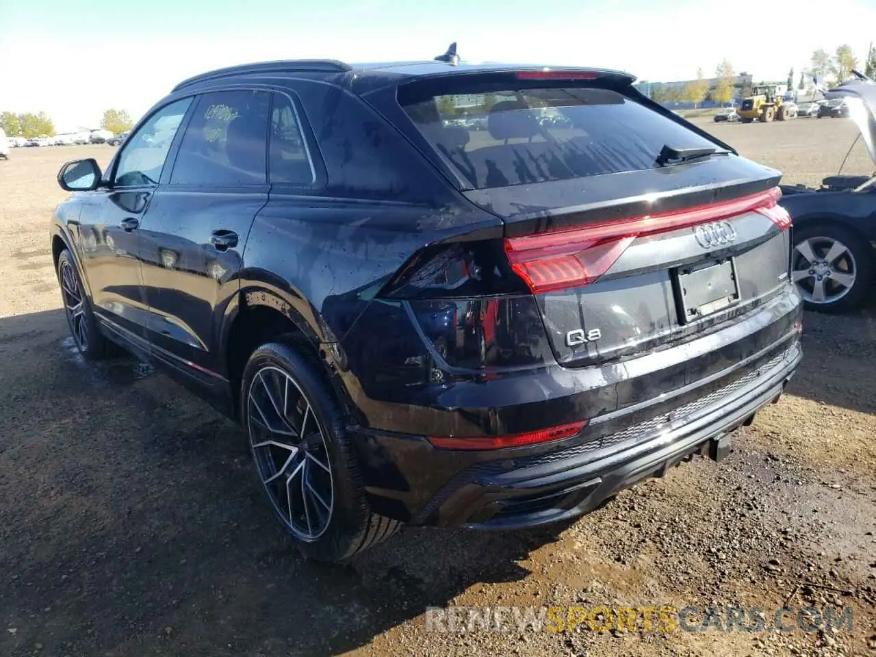 3 Photograph of a damaged car WA1DVAF1XMD032911 AUDI Q8 2021