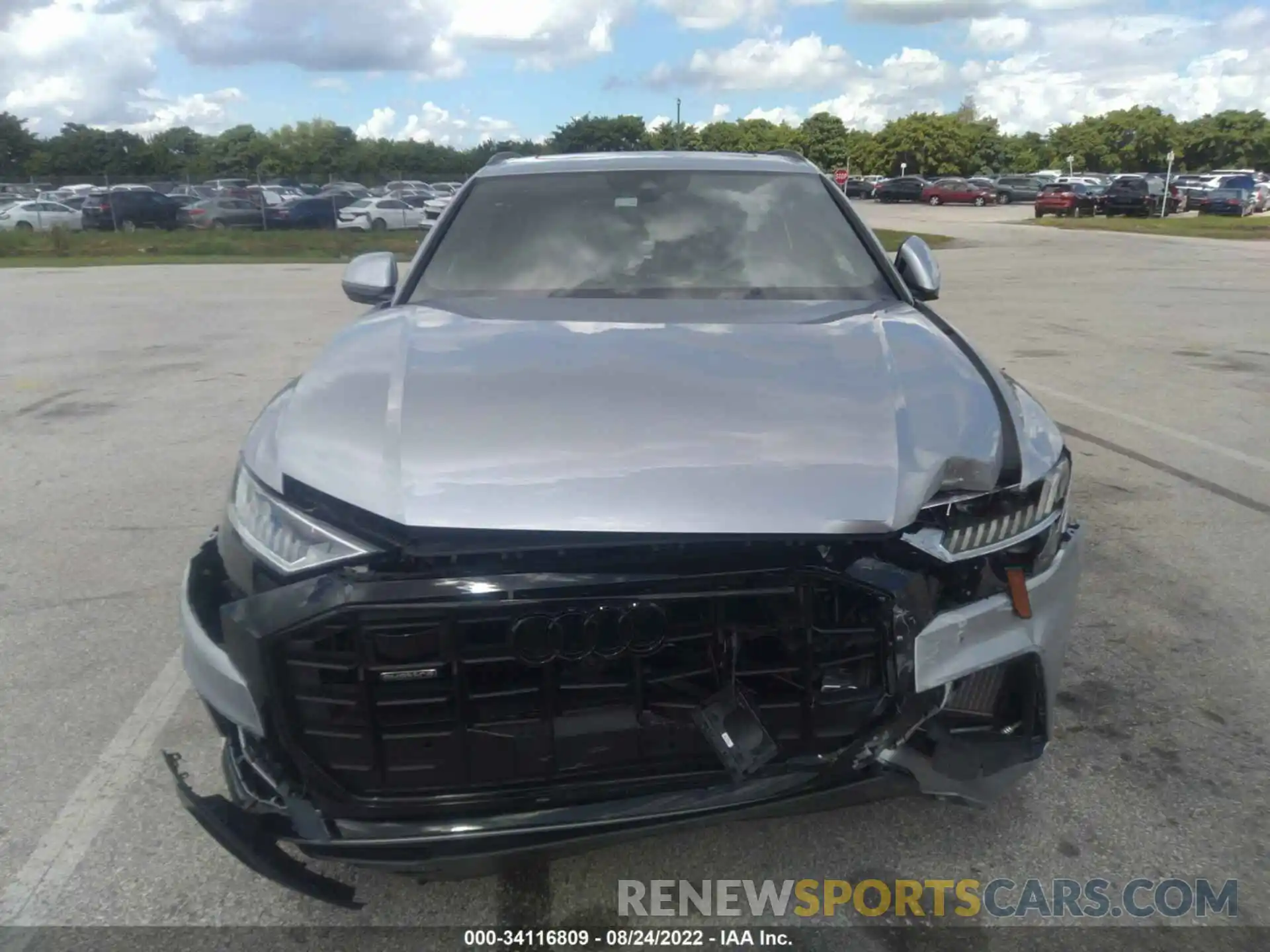 6 Photograph of a damaged car WA1EVAF10MD029729 AUDI Q8 2021