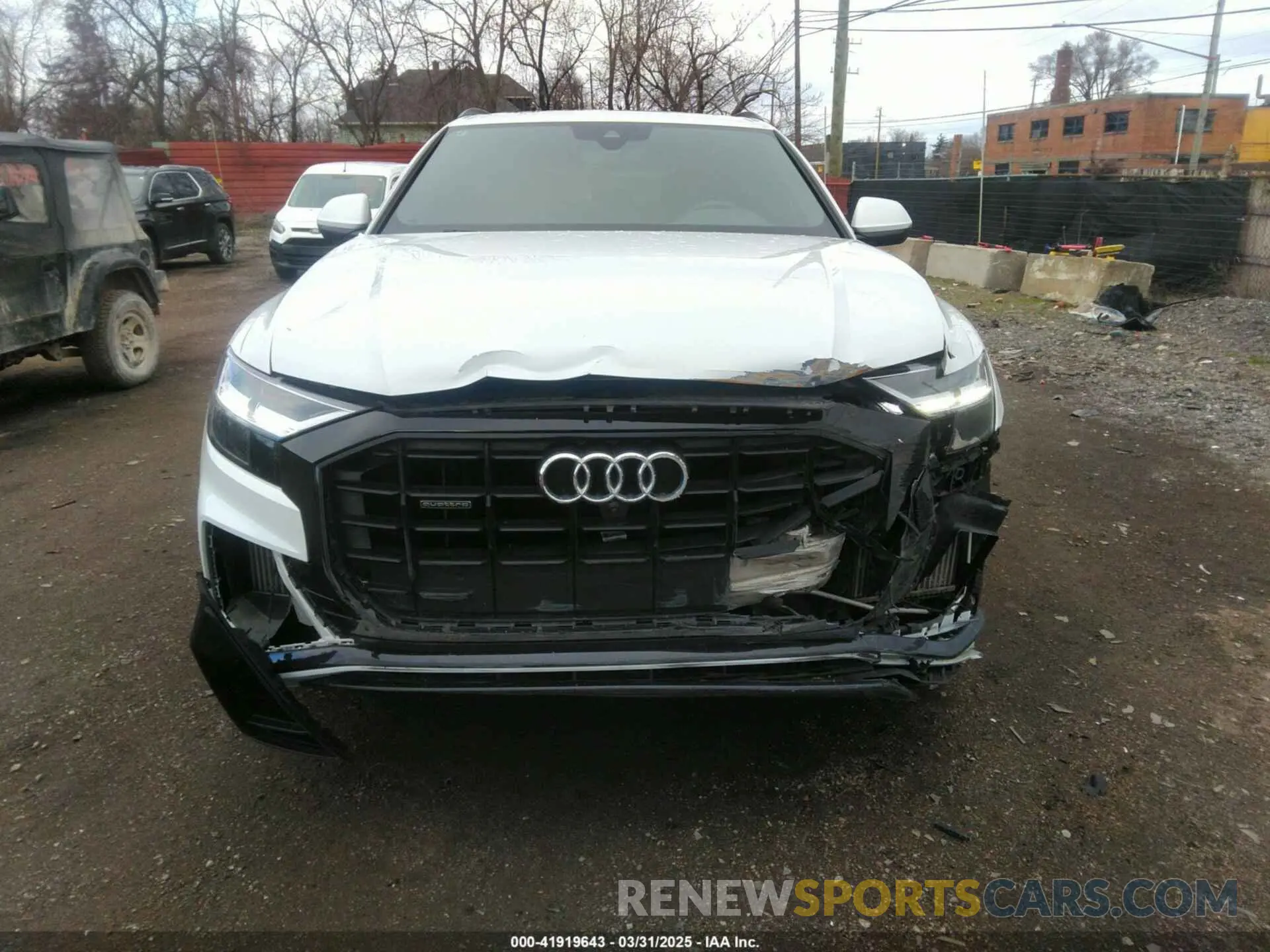 6 Photograph of a damaged car WA1EVAF11MD005634 AUDI Q8 2021
