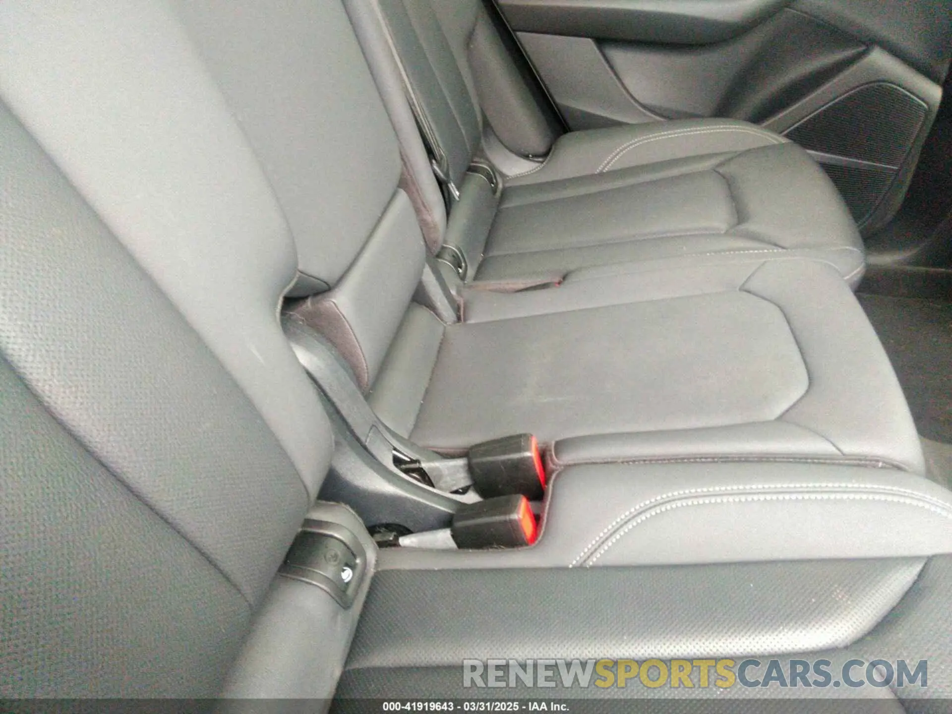 8 Photograph of a damaged car WA1EVAF11MD005634 AUDI Q8 2021