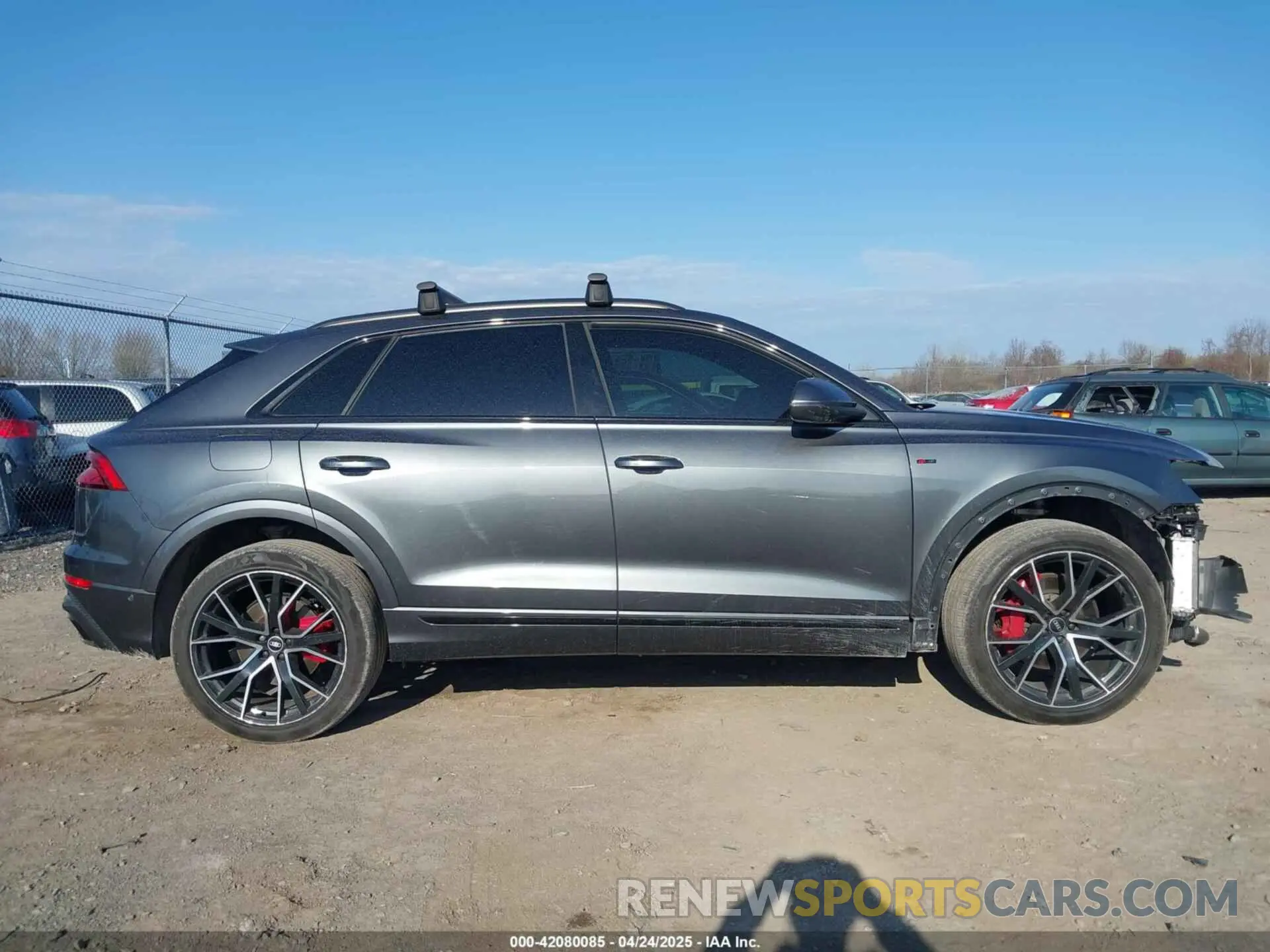 14 Photograph of a damaged car WA1EVAF14MD014781 AUDI Q8 2021