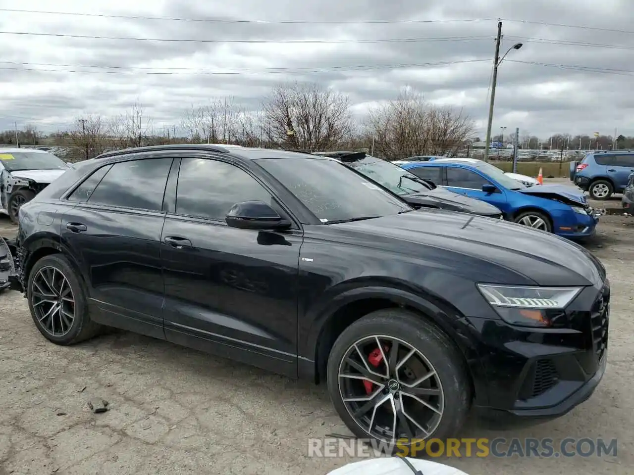 4 Photograph of a damaged car WA1EVAF14MD022301 AUDI Q8 2021