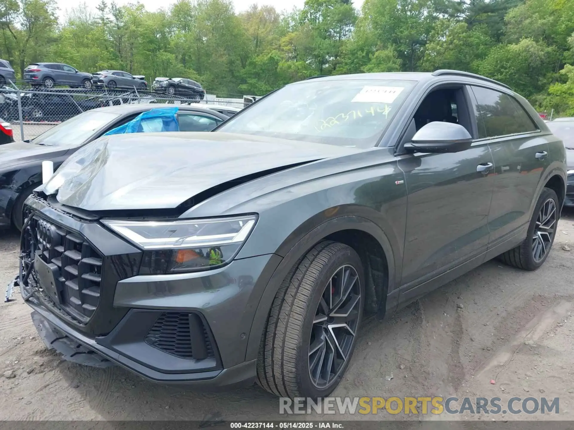2 Photograph of a damaged car WA1EVAF14MD036327 AUDI Q8 2021
