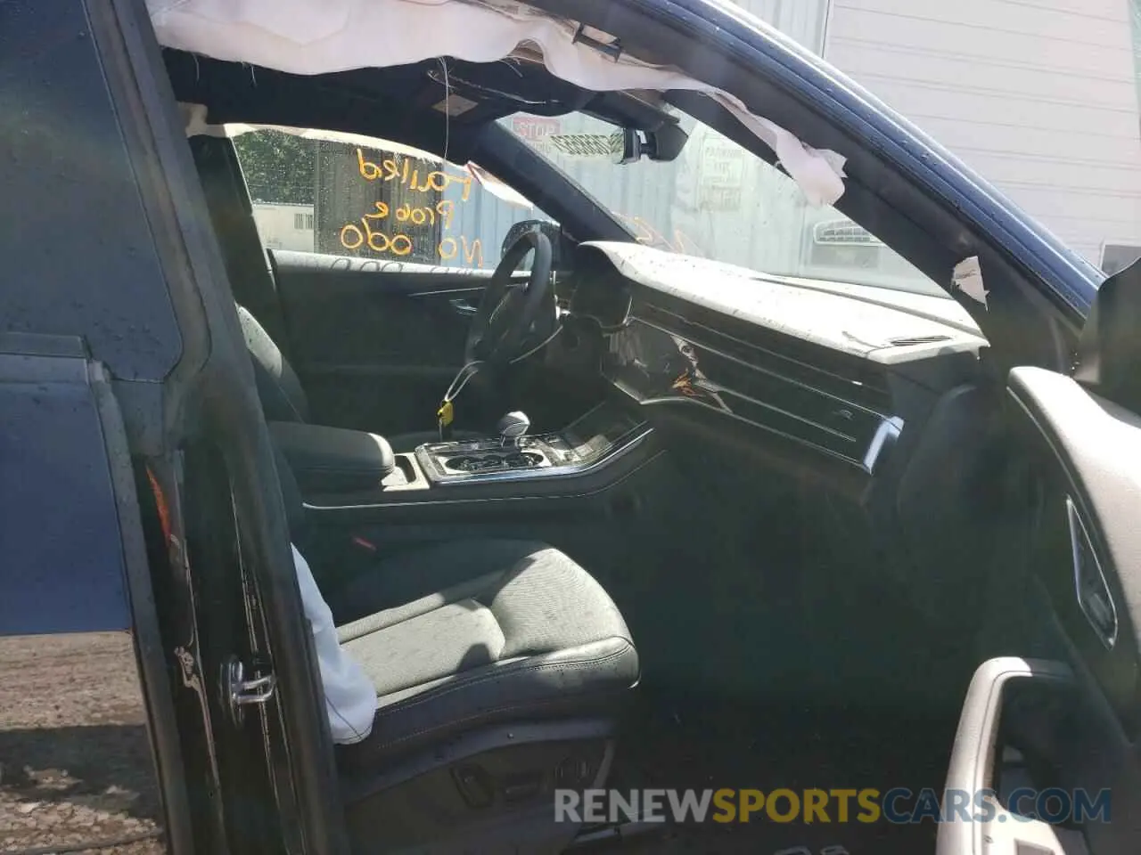 5 Photograph of a damaged car WA1EVAF14MD044072 AUDI Q8 2021
