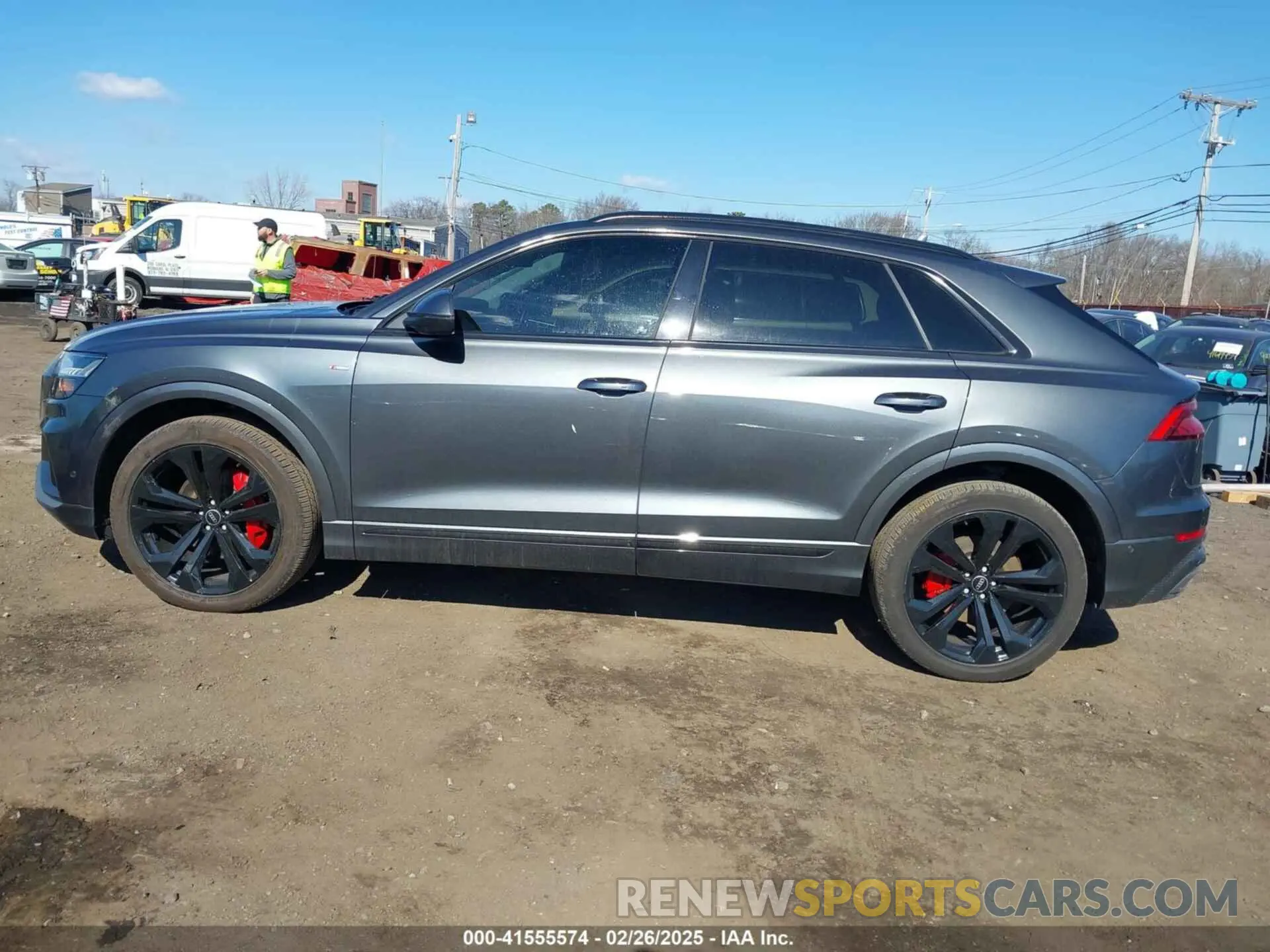 14 Photograph of a damaged car WA1EVAF16MD026866 AUDI Q8 2021