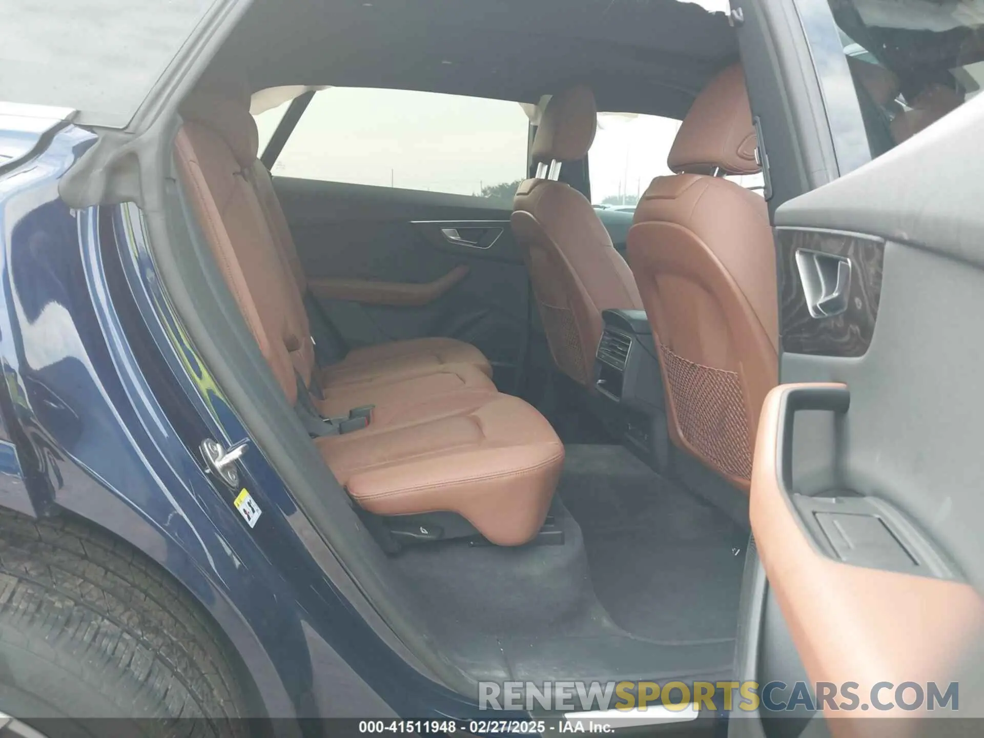 8 Photograph of a damaged car WA1EVAF17MD007971 AUDI Q8 2021