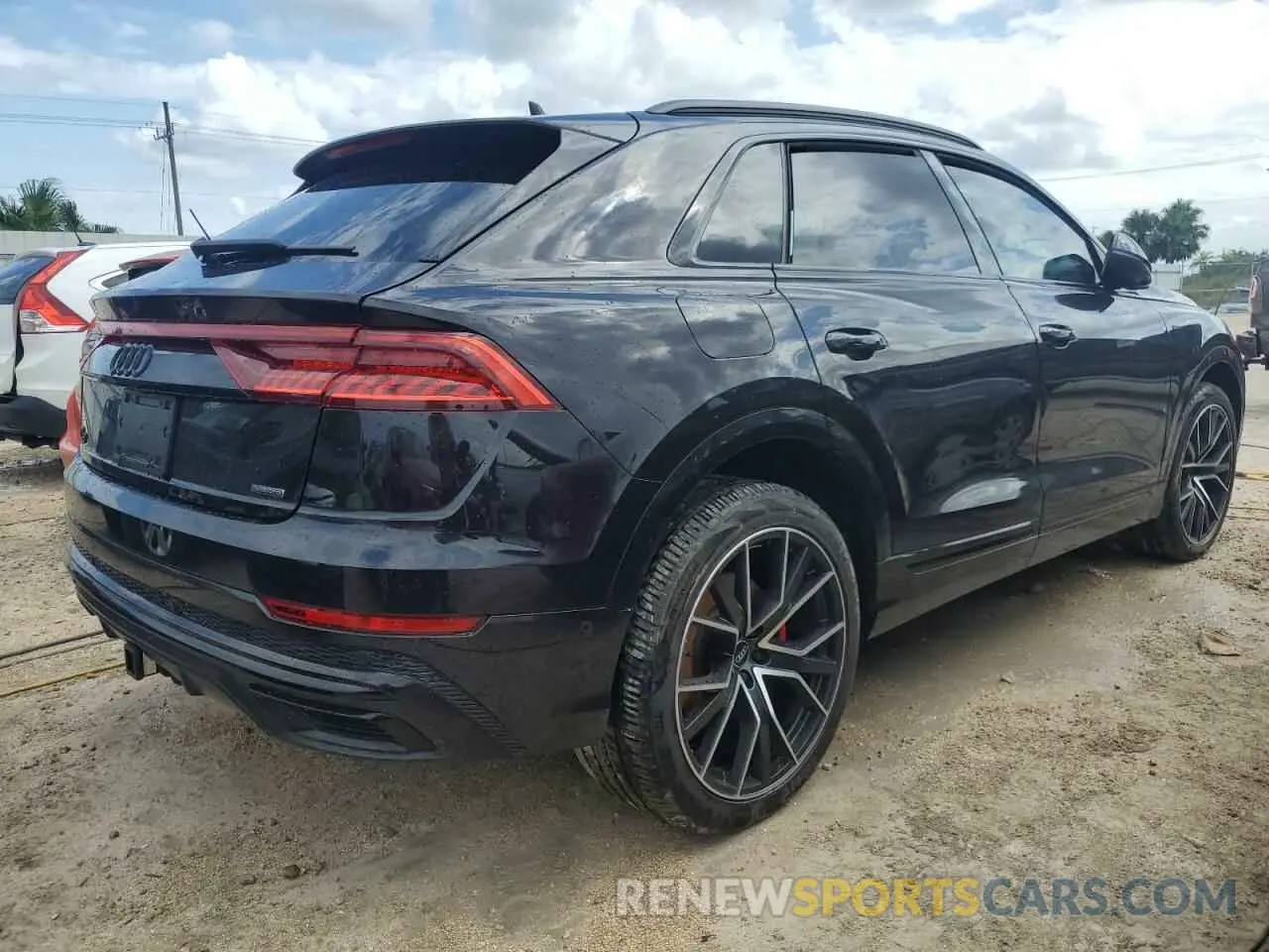 3 Photograph of a damaged car WA1EVAF17MD015228 AUDI Q8 2021