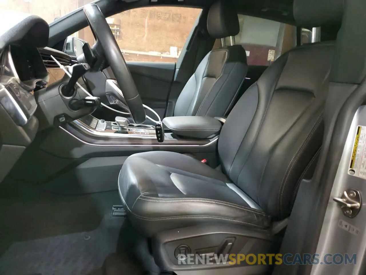 7 Photograph of a damaged car WA1EVAF17MD034149 AUDI Q8 2021