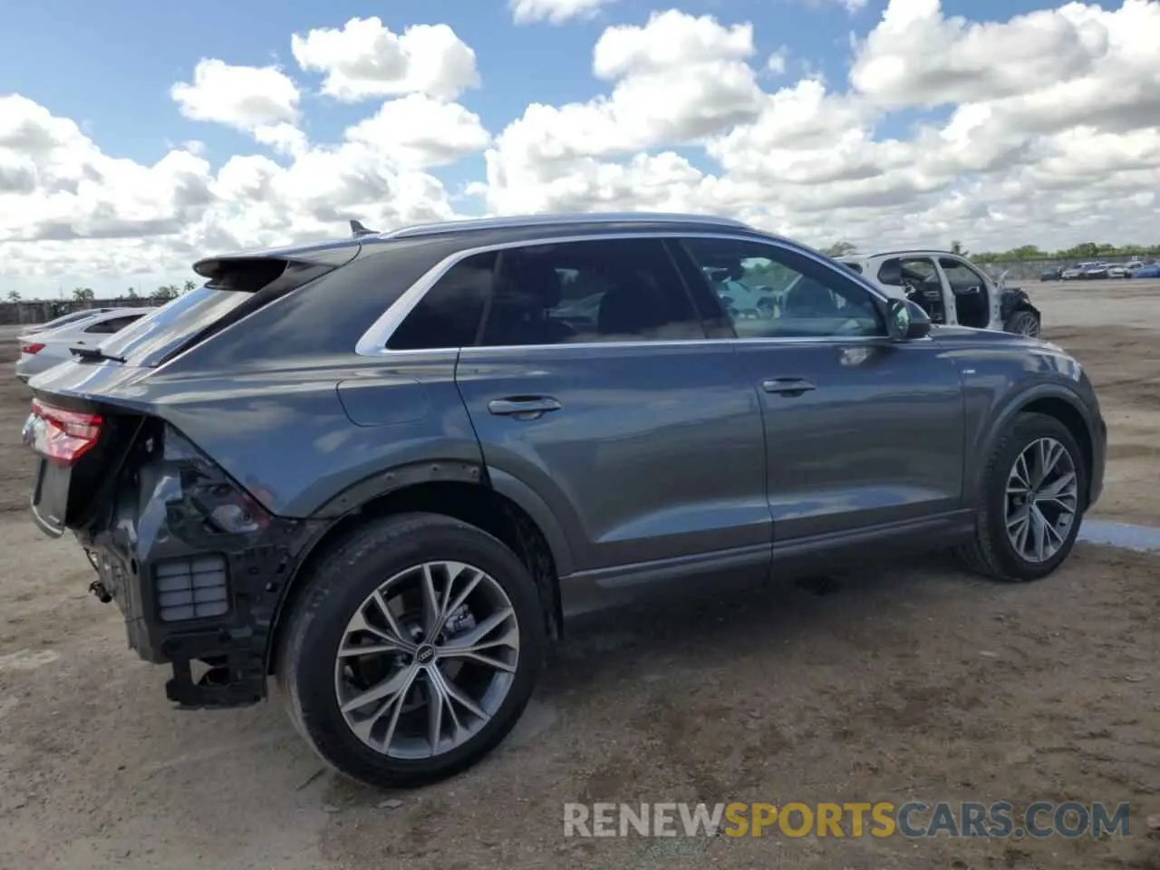 3 Photograph of a damaged car WA1EVAF17MD039755 AUDI Q8 2021