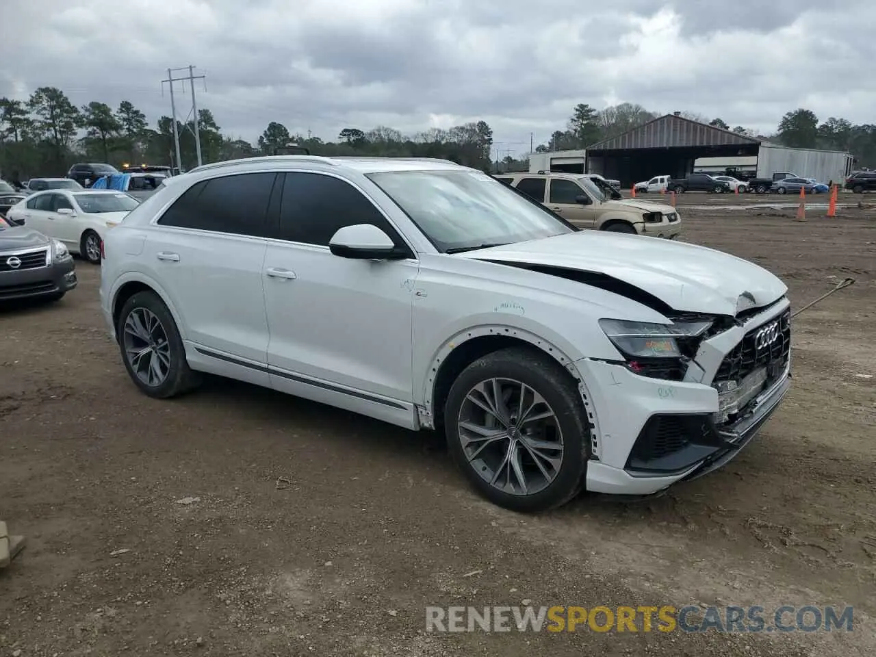 4 Photograph of a damaged car WA1EVAF18MD004657 AUDI Q8 2021