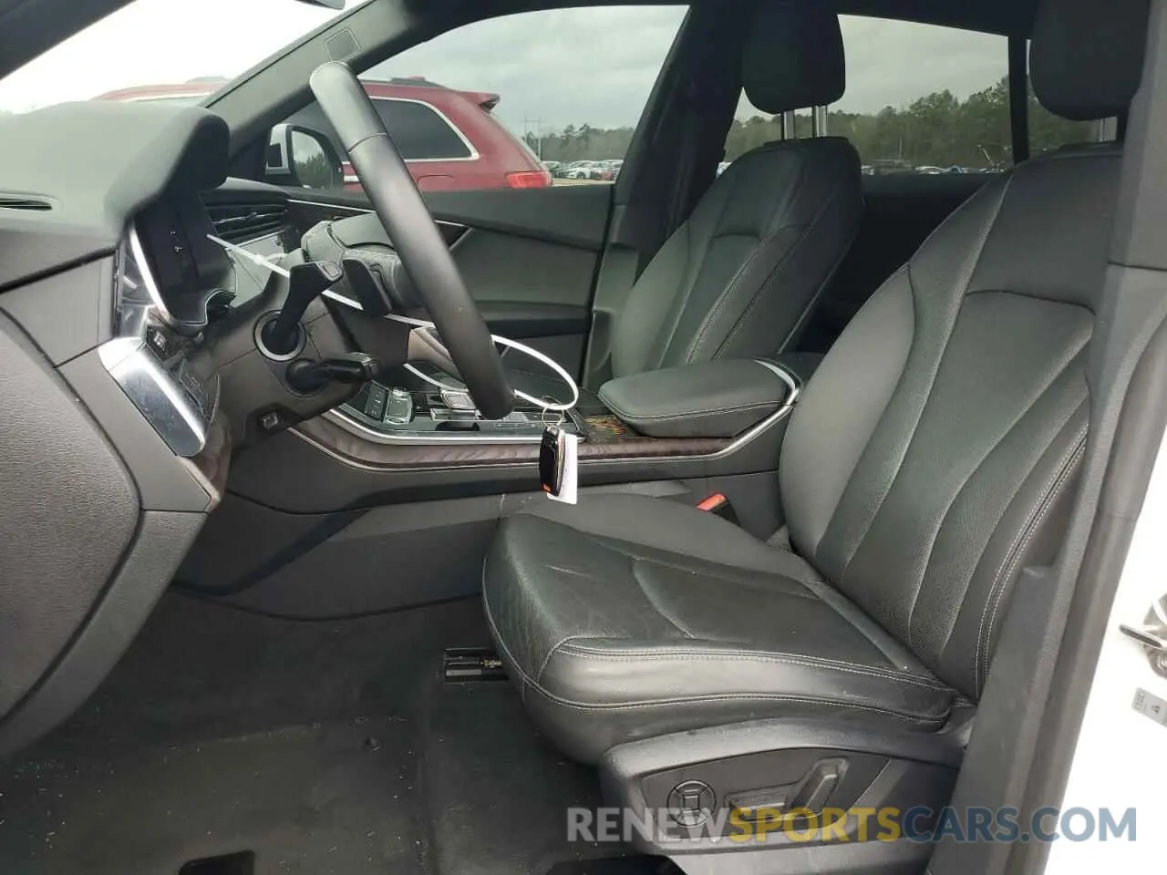 7 Photograph of a damaged car WA1EVAF18MD004657 AUDI Q8 2021