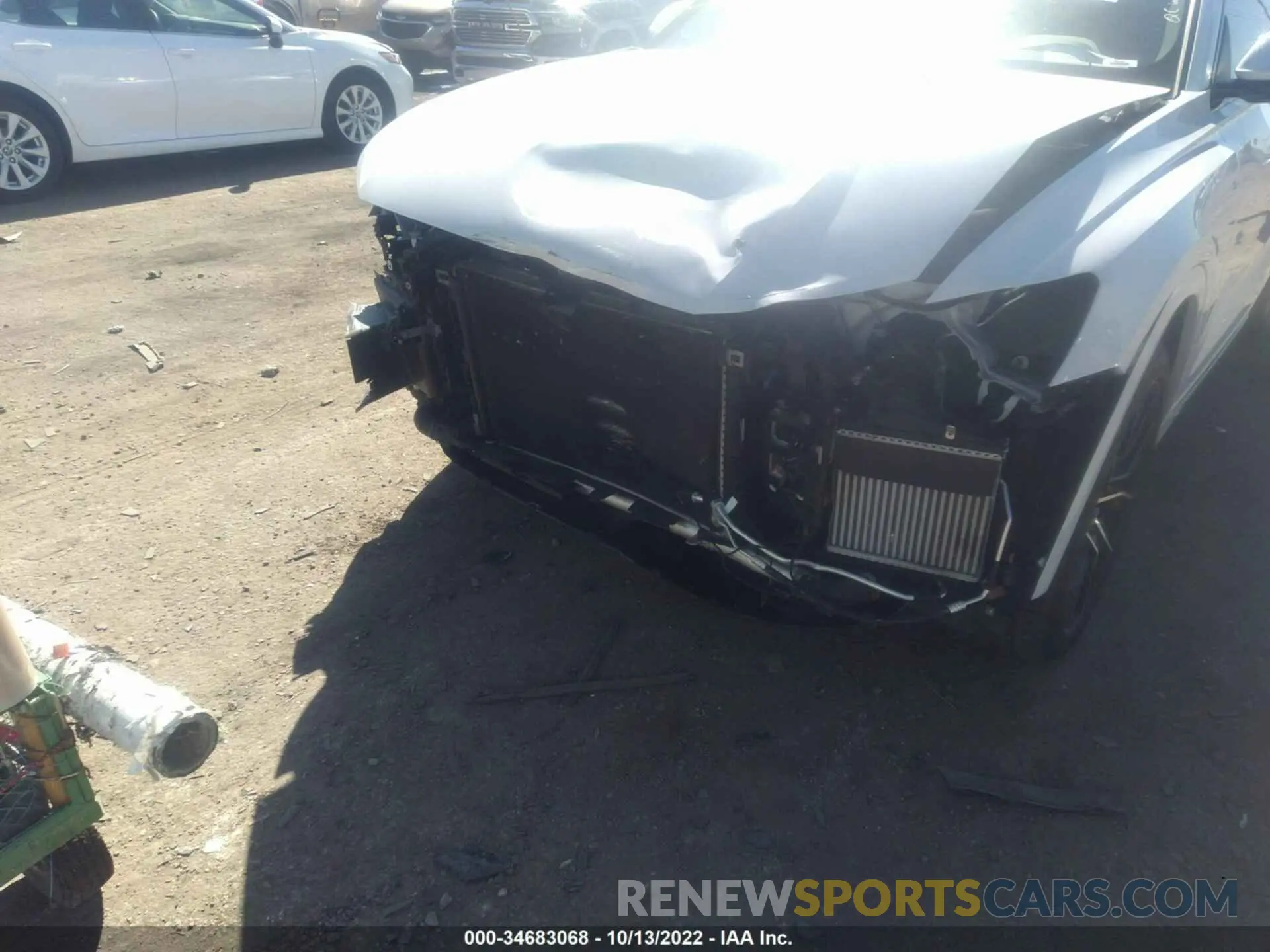 6 Photograph of a damaged car WA1EVAF19MD017532 AUDI Q8 2021