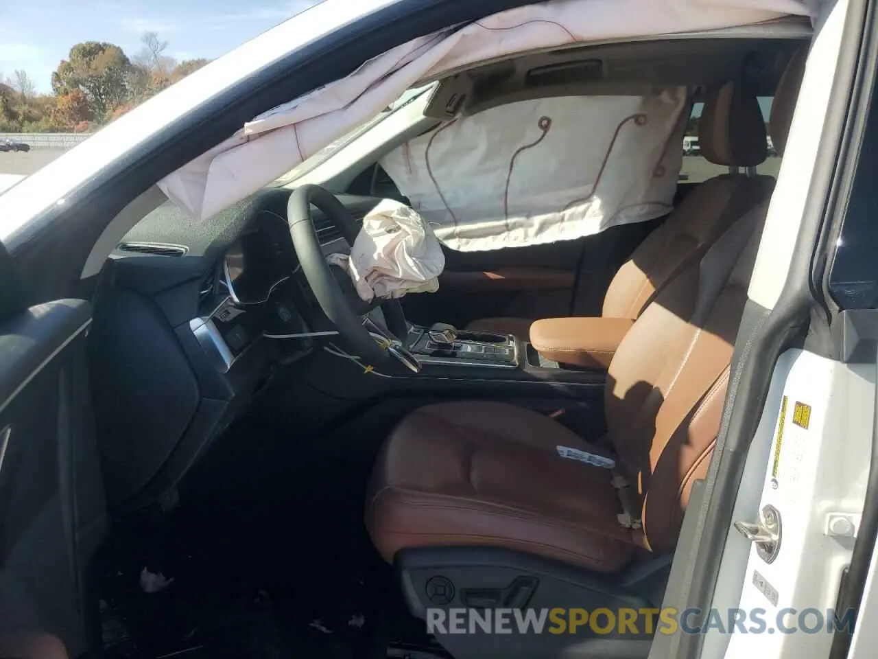7 Photograph of a damaged car WA1EVAF19MD018521 AUDI Q8 2021