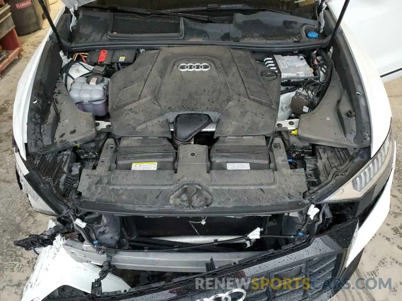 12 Photograph of a damaged car WA1EVAF1XMD010735 AUDI Q8 2021