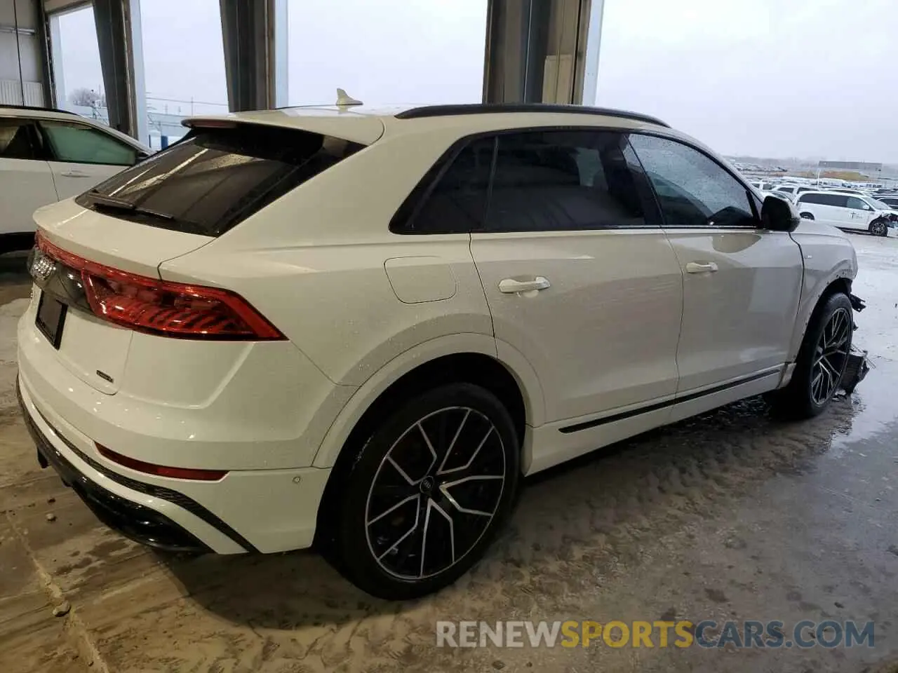 3 Photograph of a damaged car WA1EVAF1XMD010735 AUDI Q8 2021