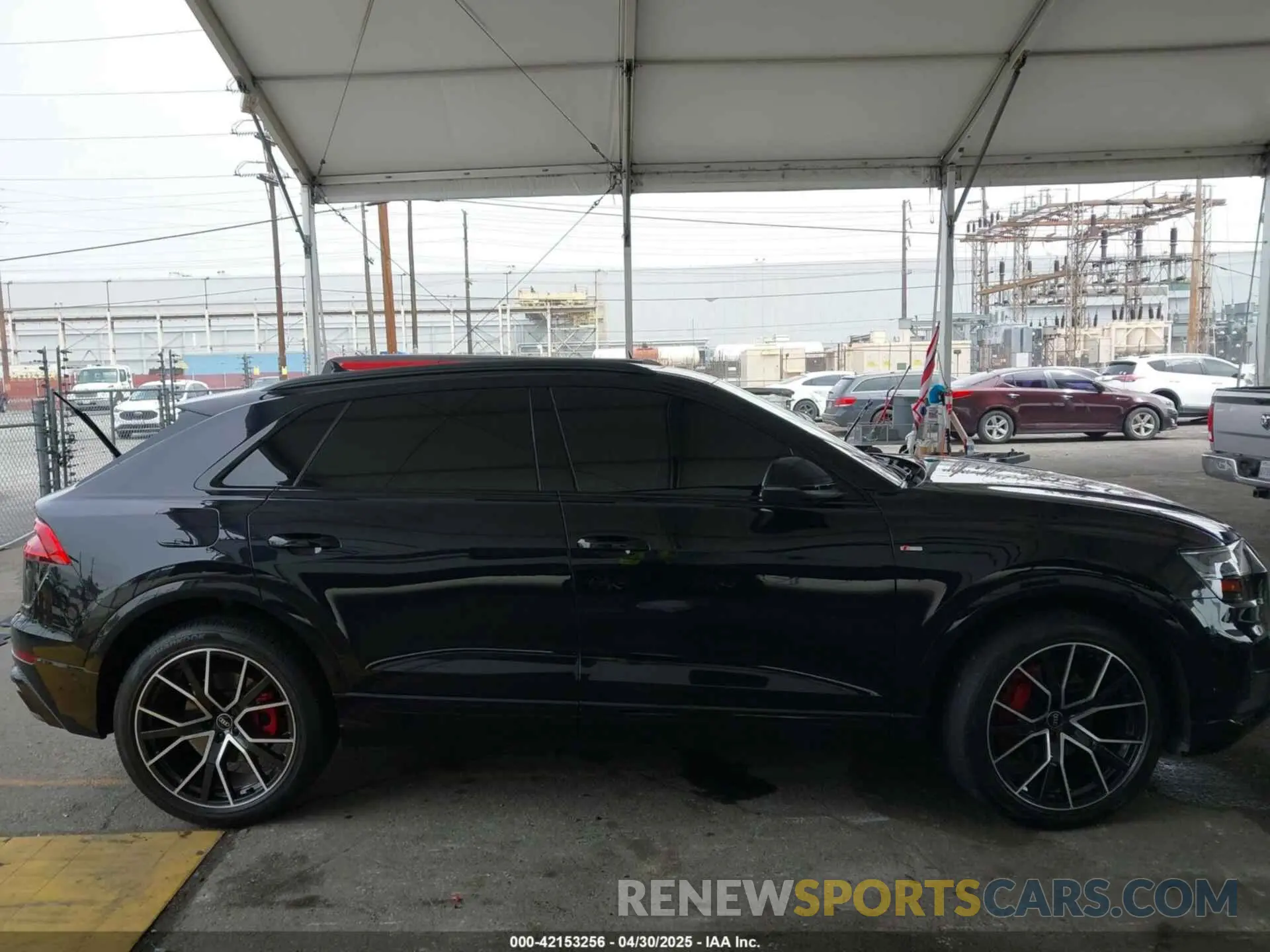 14 Photograph of a damaged car WA1EVAF1XMD033688 AUDI Q8 2021