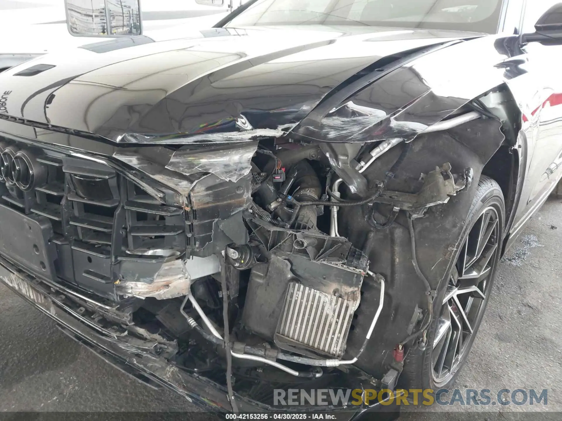 6 Photograph of a damaged car WA1EVAF1XMD033688 AUDI Q8 2021