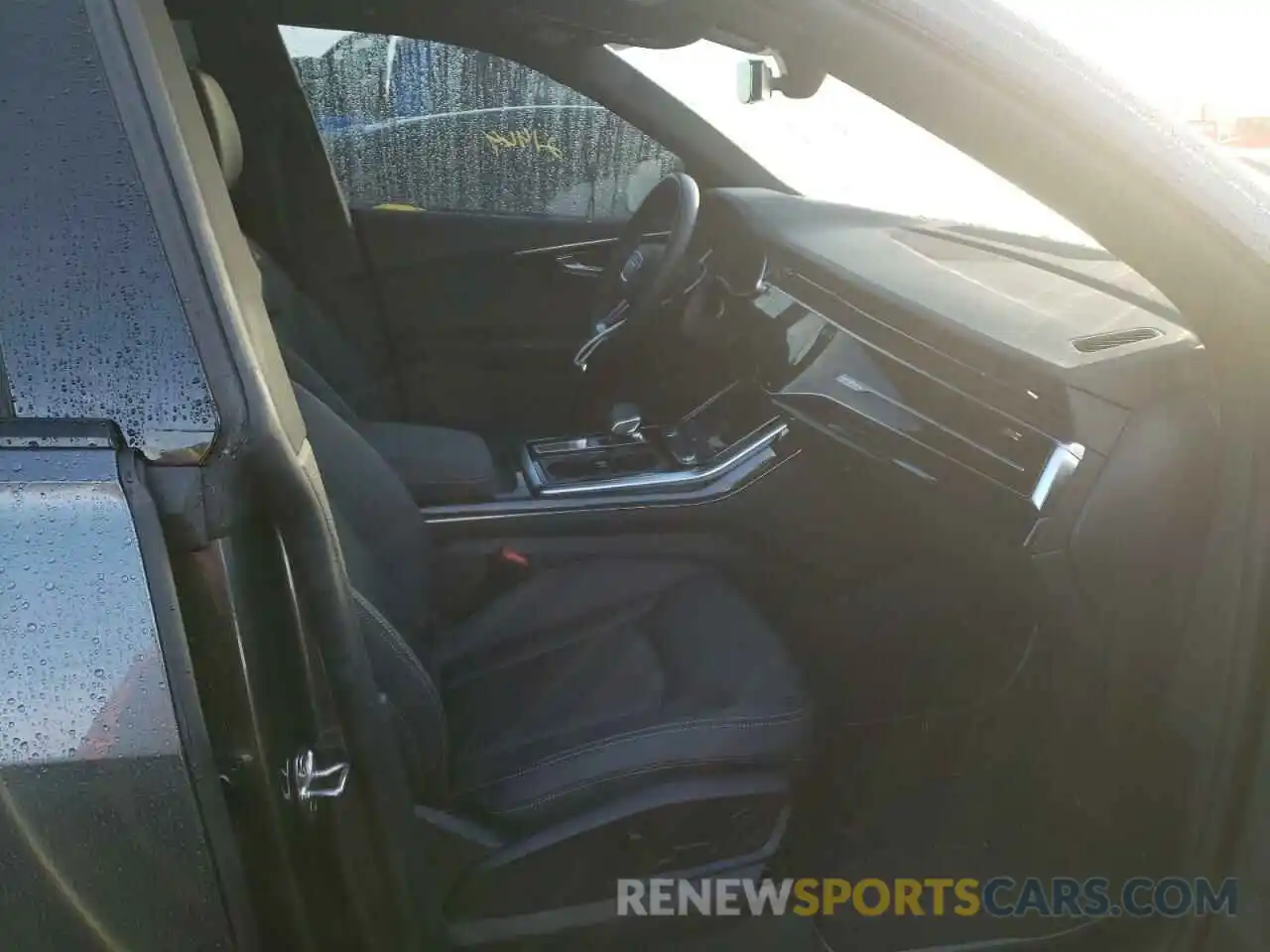 5 Photograph of a damaged car WA1EVBF1XMD017948 AUDI Q8 2021