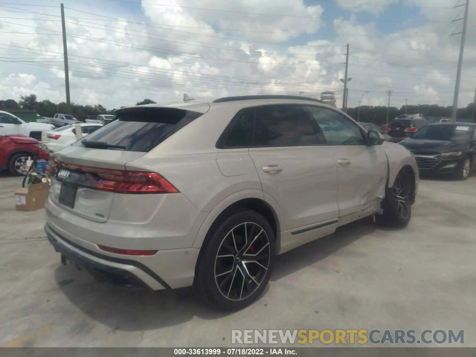 4 Photograph of a damaged car WA1FVAF10MD002115 AUDI Q8 2021