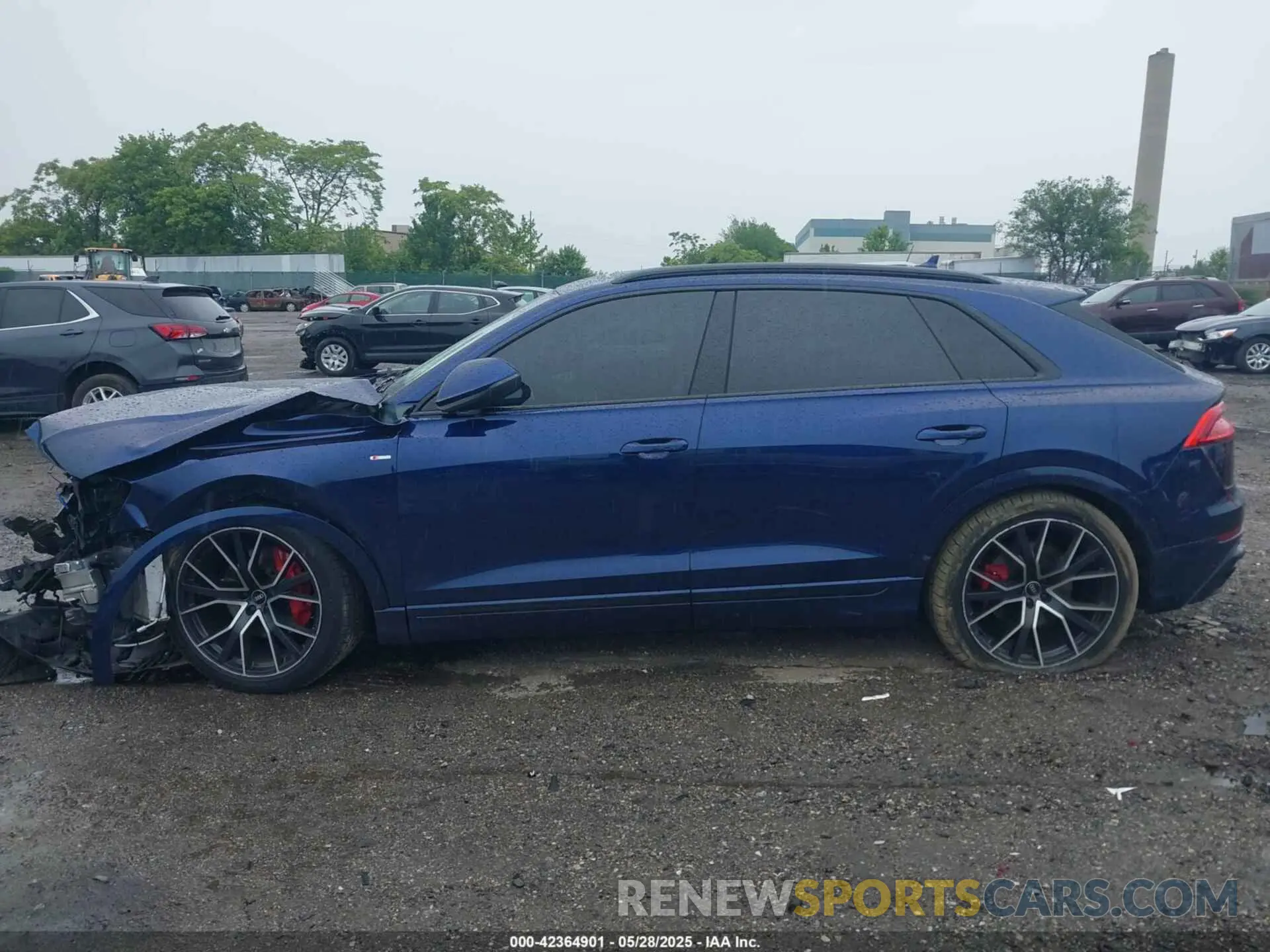 14 Photograph of a damaged car WA1FVAF12MD032085 AUDI Q8 2021