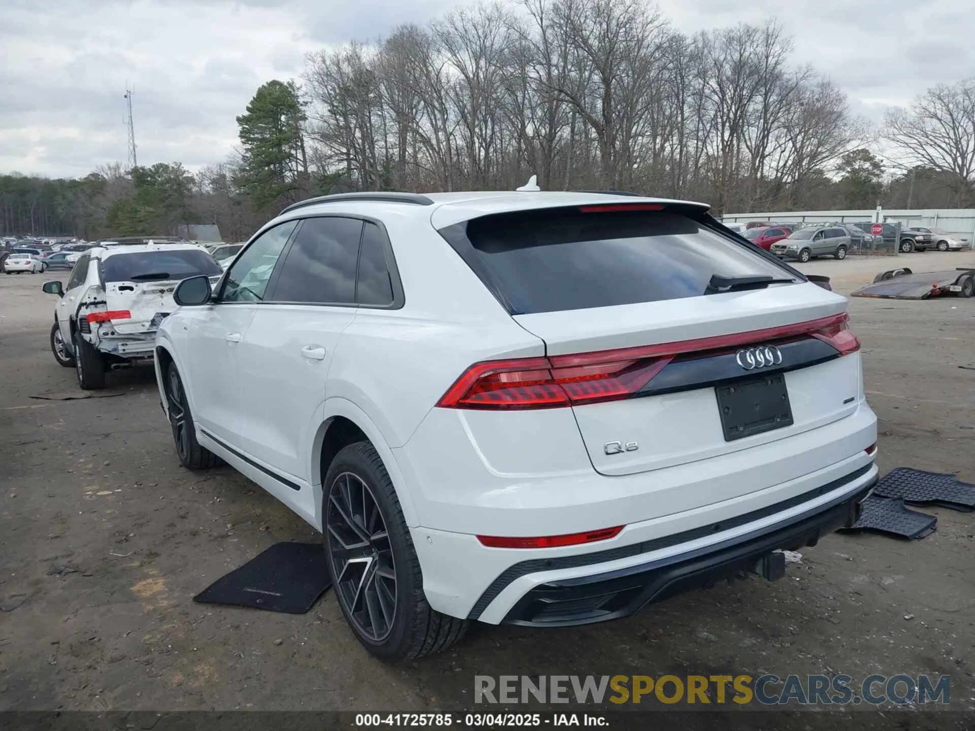 3 Photograph of a damaged car WA1FVAF13MD008507 AUDI Q8 2021