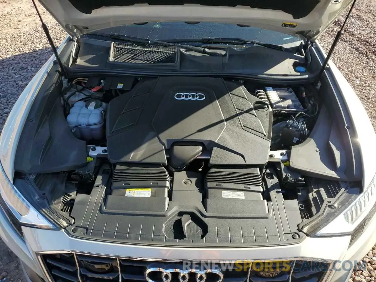 12 Photograph of a damaged car WA1FVAF14MD027325 AUDI Q8 2021