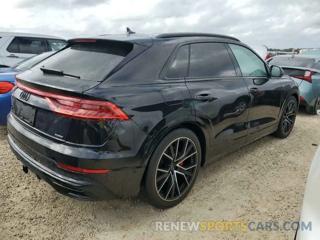 3 Photograph of a damaged car WA1FVBF17MD044187 AUDI Q8 2021