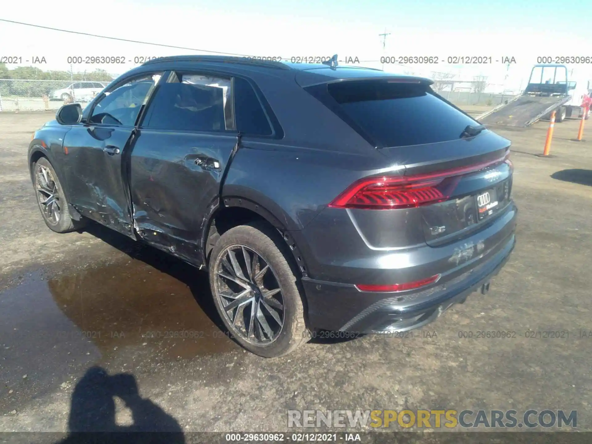 3 Photograph of a damaged car WA1FVBF1XMD001494 AUDI Q8 2021