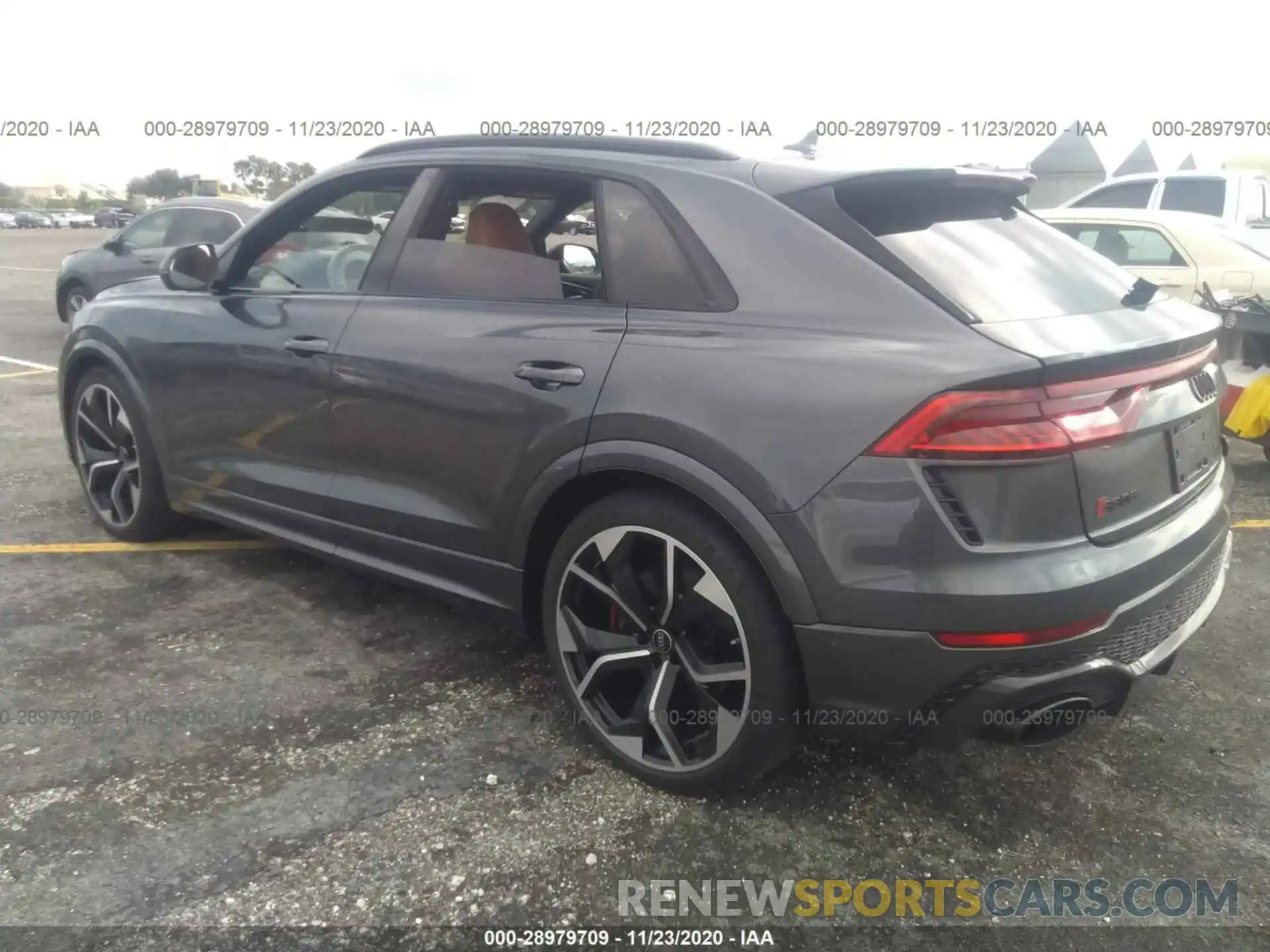 3 Photograph of a damaged car WU1ARBF15MD006075 AUDI Q8 2021