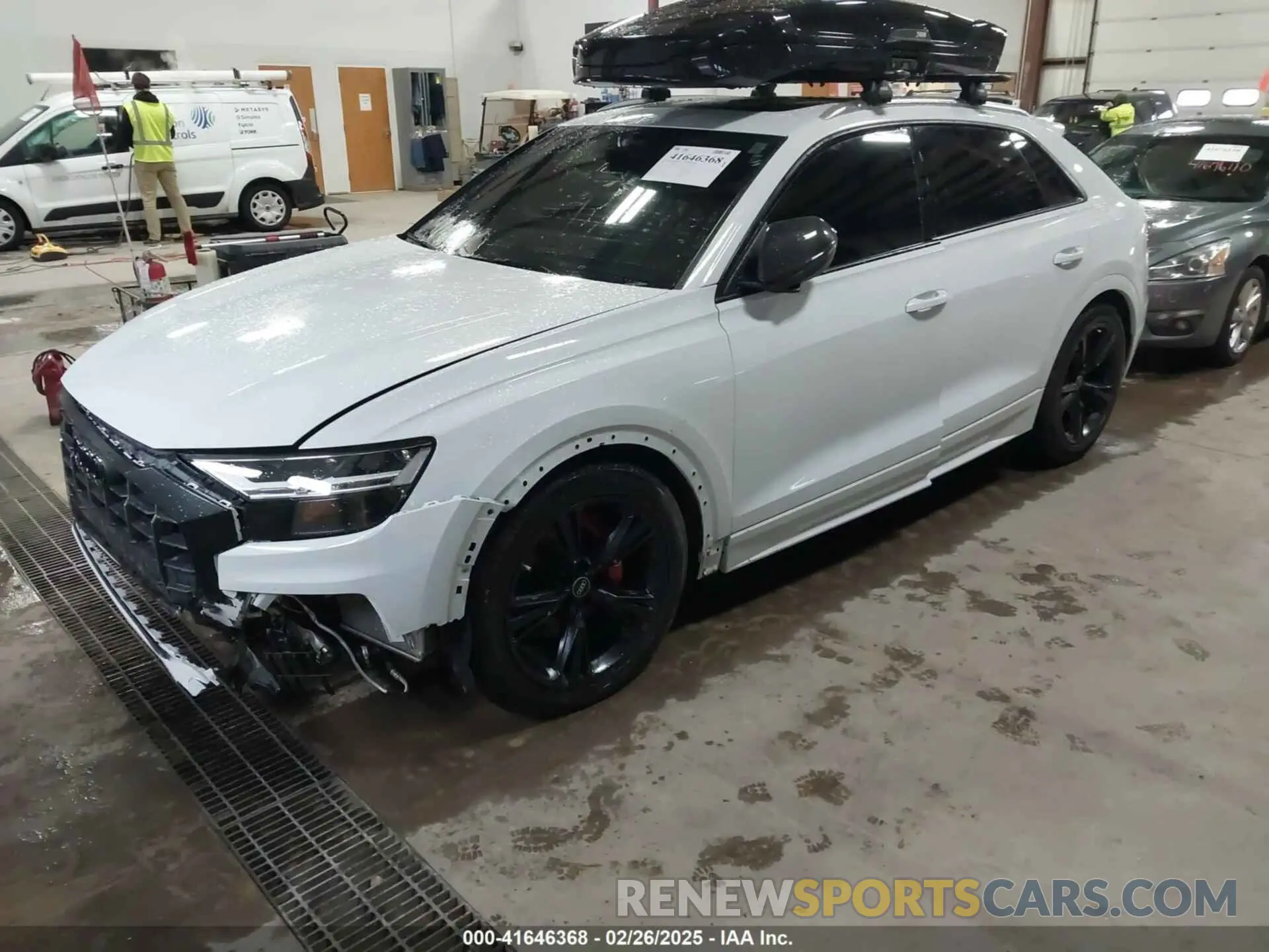 2 Photograph of a damaged car WA1AVBF13ND030122 AUDI Q8 2022