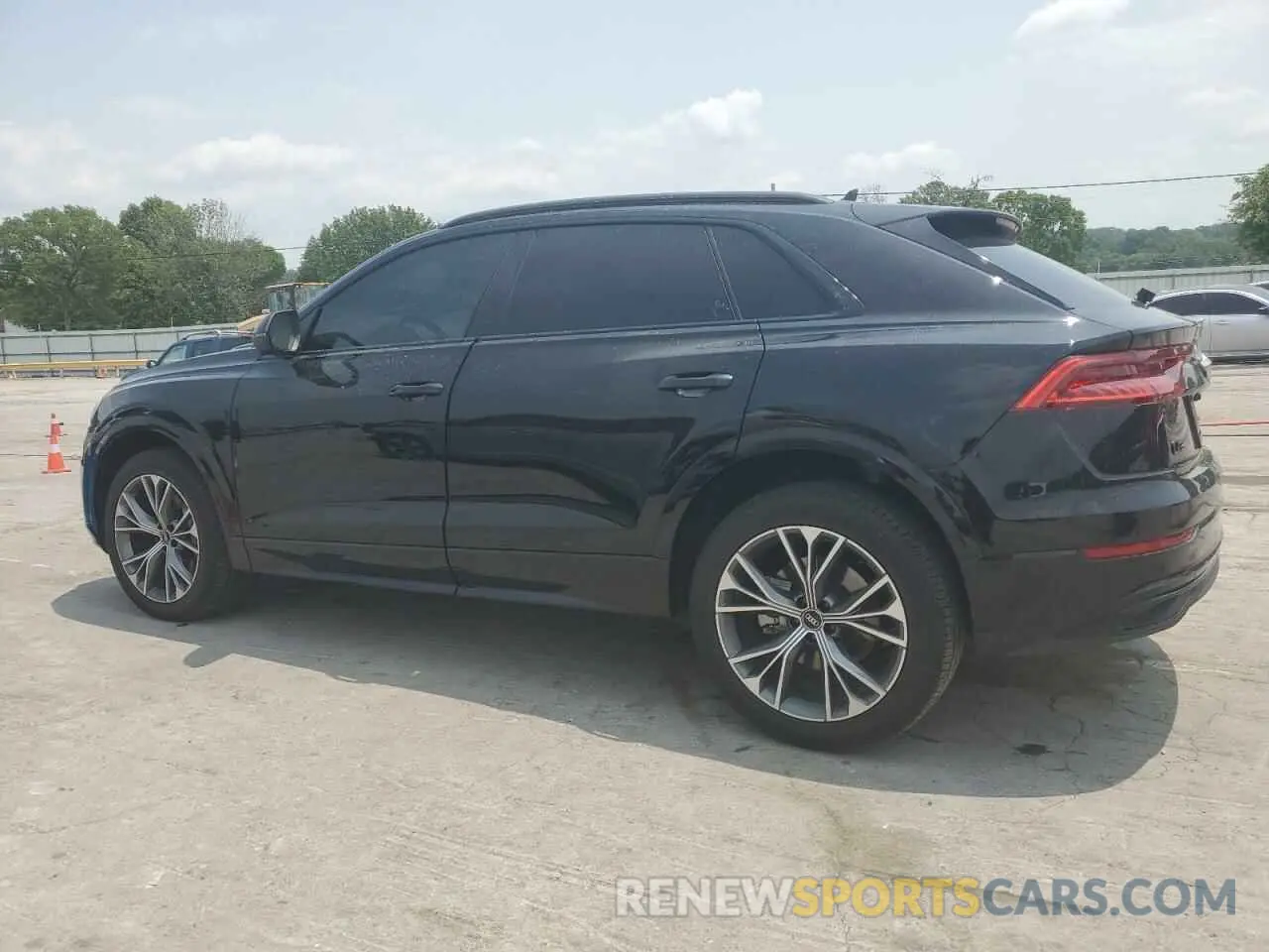 2 Photograph of a damaged car WA1AVBF16ND009281 AUDI Q8 2022