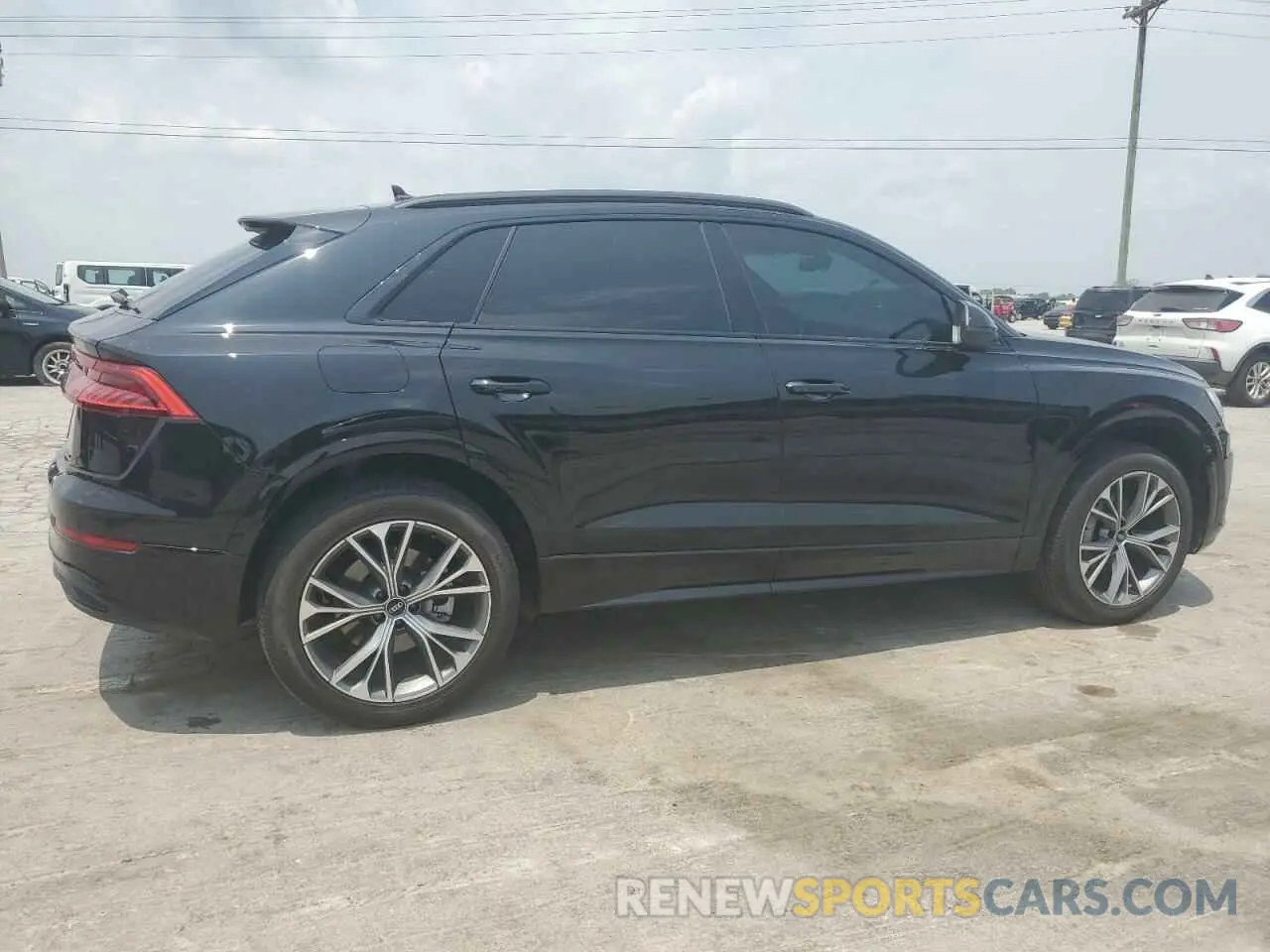 3 Photograph of a damaged car WA1AVBF16ND009281 AUDI Q8 2022