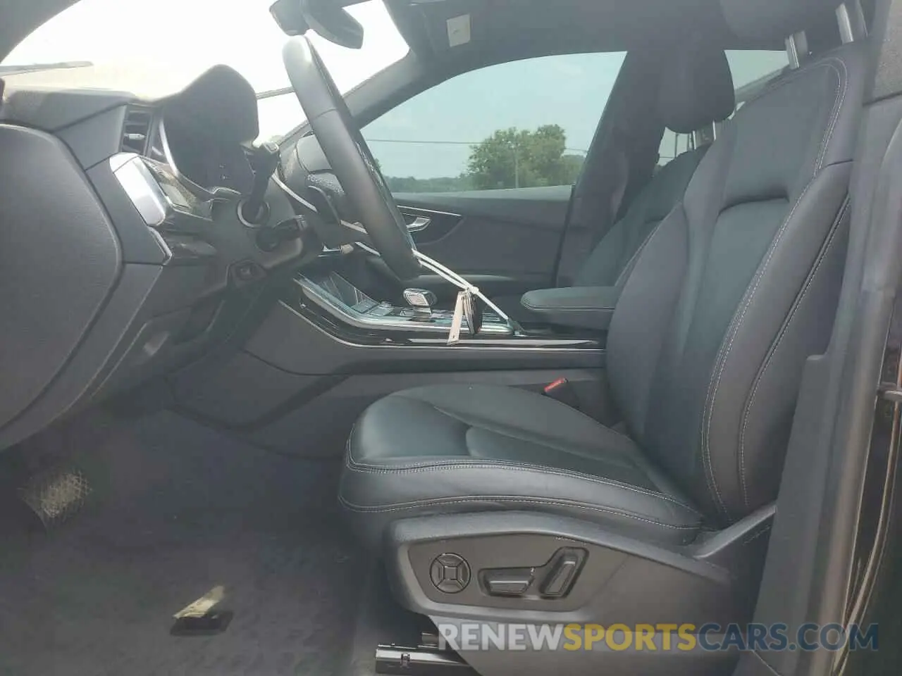 7 Photograph of a damaged car WA1AVBF16ND009281 AUDI Q8 2022