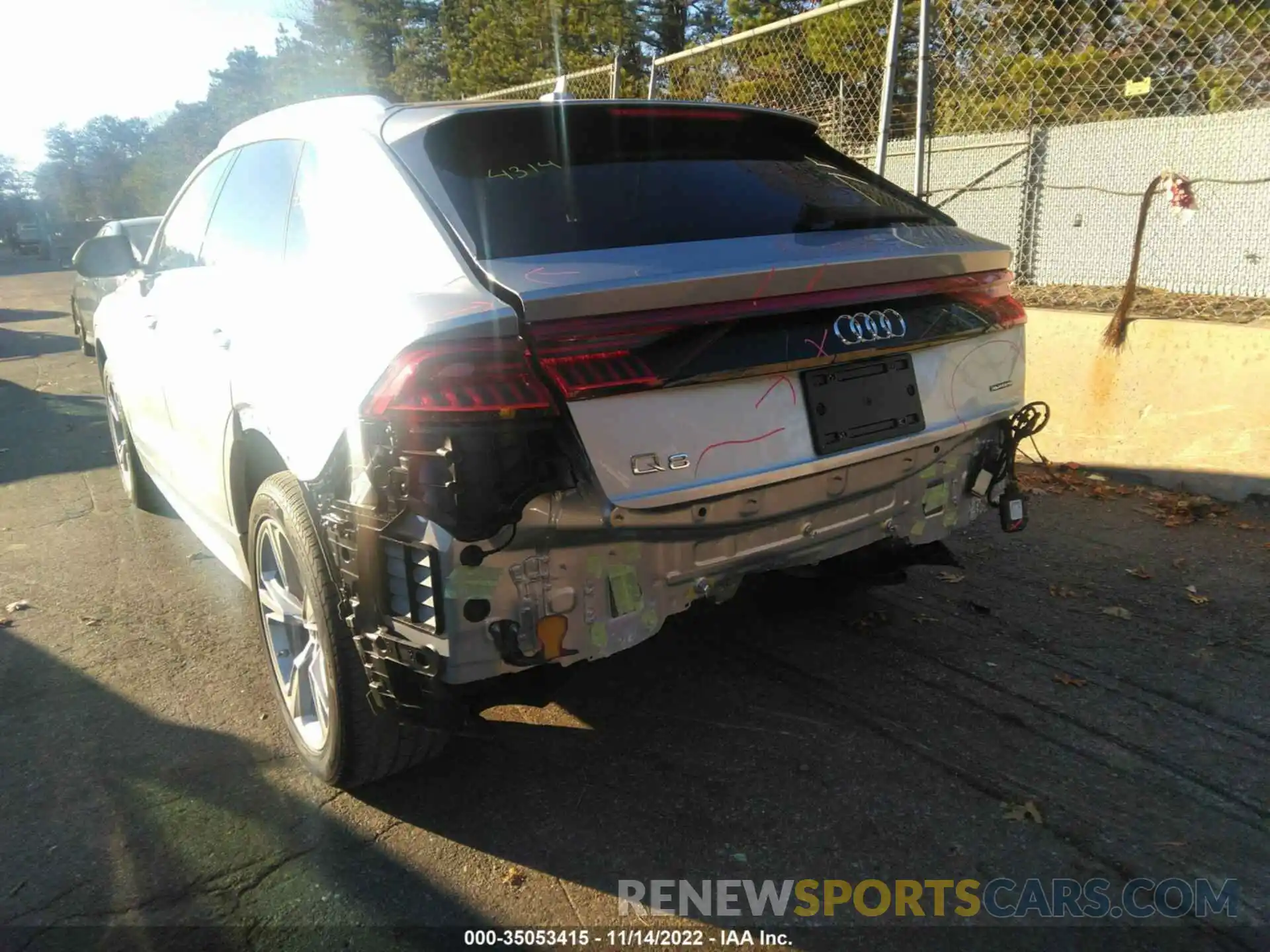 6 Photograph of a damaged car WA1AVBF17ND020547 AUDI Q8 2022