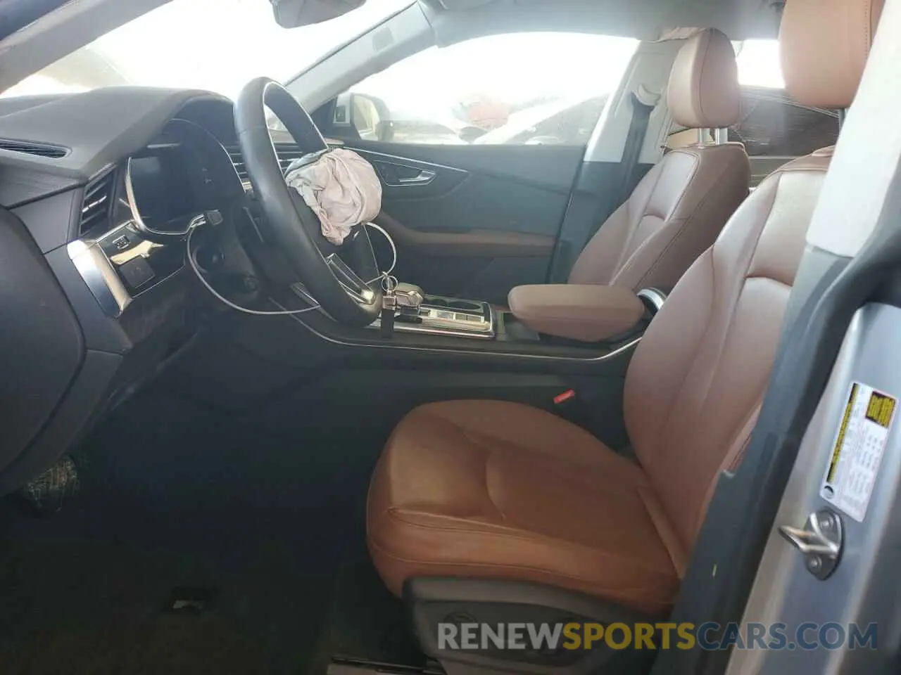 7 Photograph of a damaged car WA1BVBF16ND018678 AUDI Q8 2022