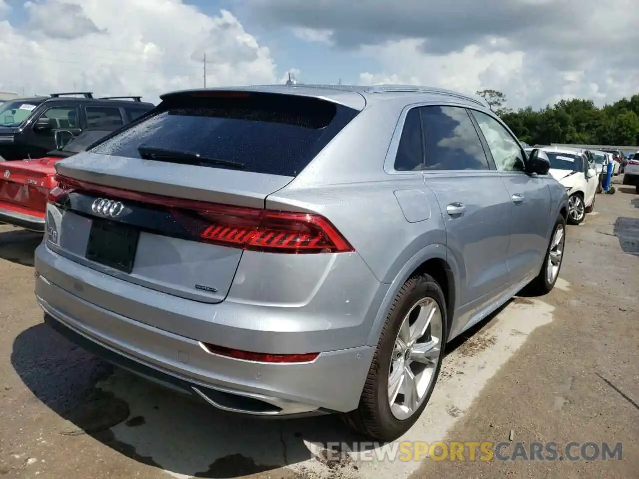 4 Photograph of a damaged car WA1CVBF13ND006055 AUDI Q8 2022