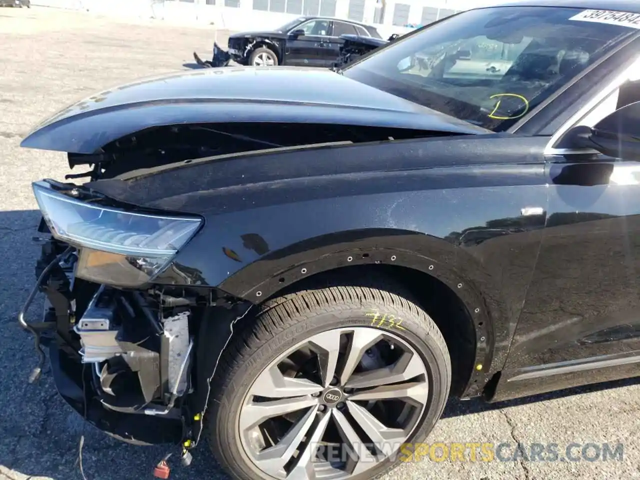 9 Photograph of a damaged car WA1EVBF14ND012245 AUDI Q8 2022