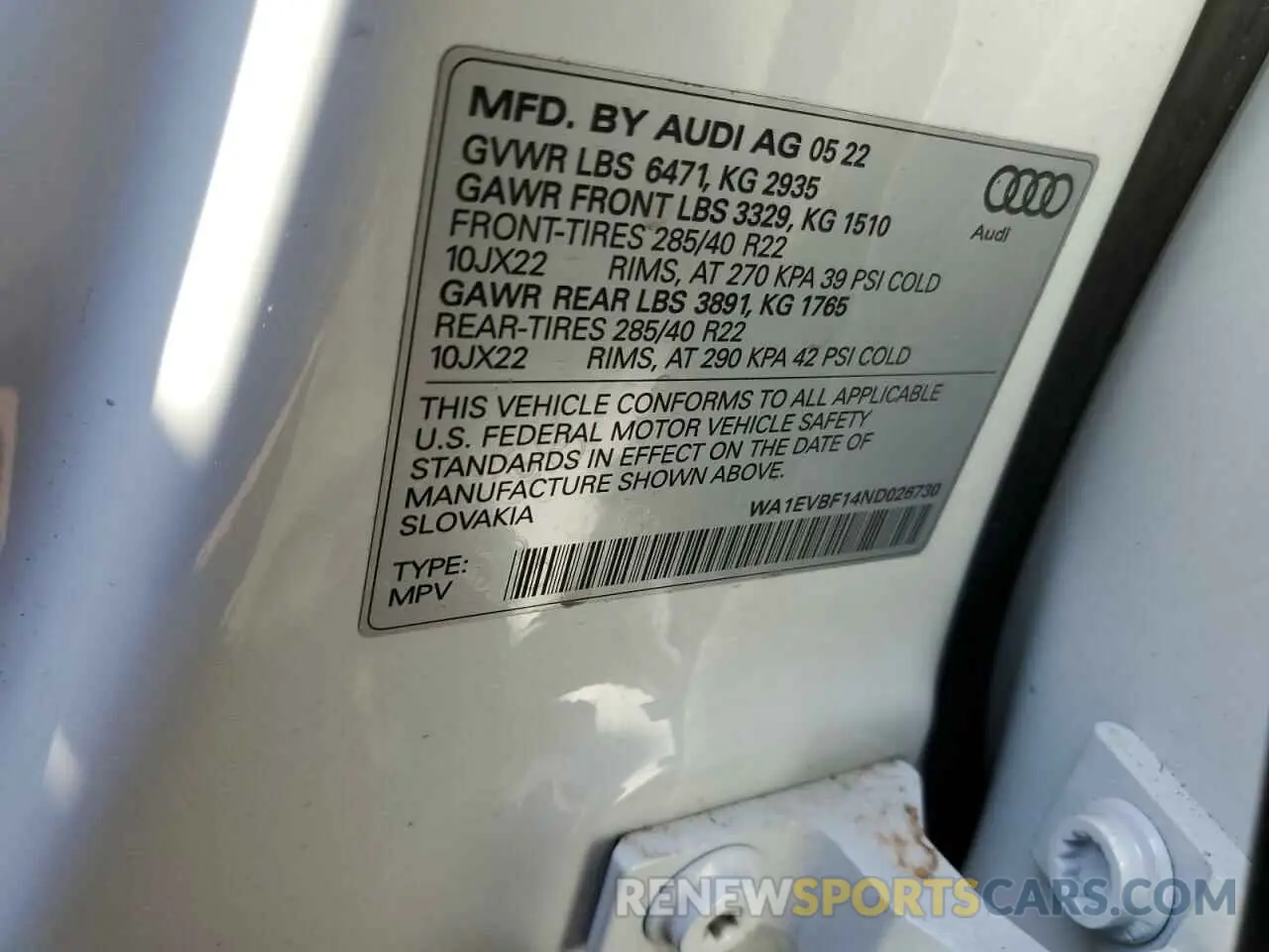 15 Photograph of a damaged car WA1EVBF14ND026730 AUDI Q8 2022
