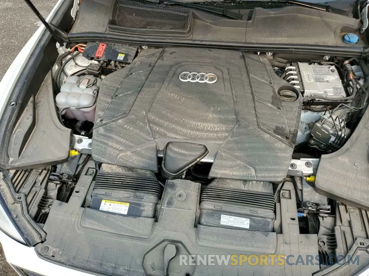11 Photograph of a damaged car WA1EVBF14ND031829 AUDI Q8 2022