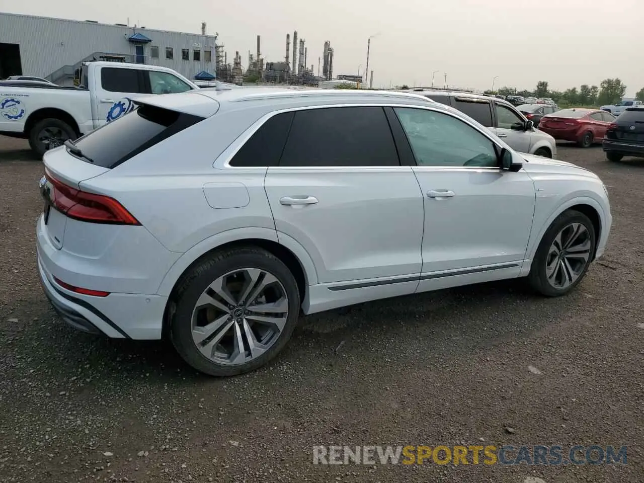 3 Photograph of a damaged car WA1EVBF14ND031829 AUDI Q8 2022