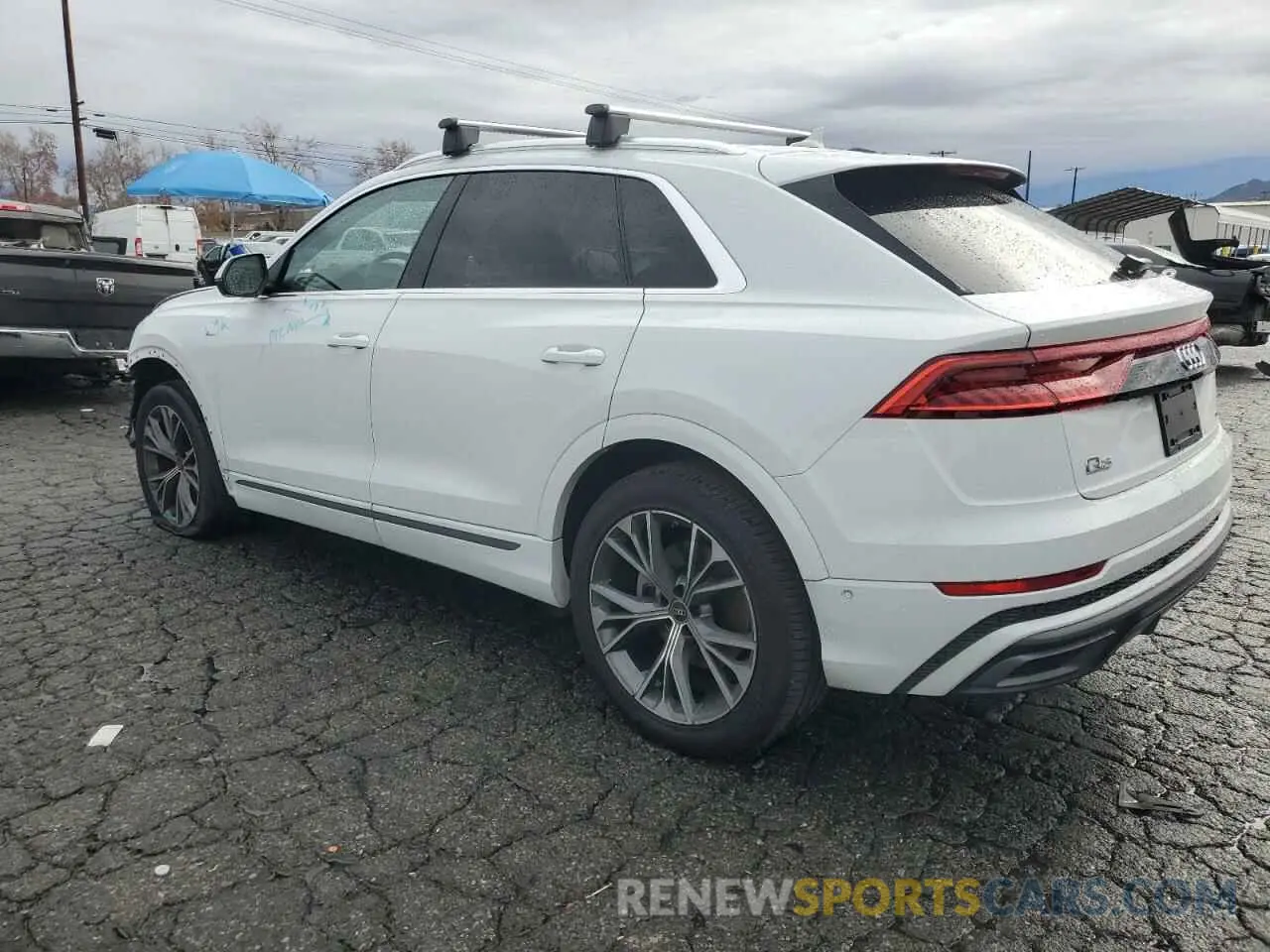 2 Photograph of a damaged car WA1EVBF16ND030858 AUDI Q8 2022