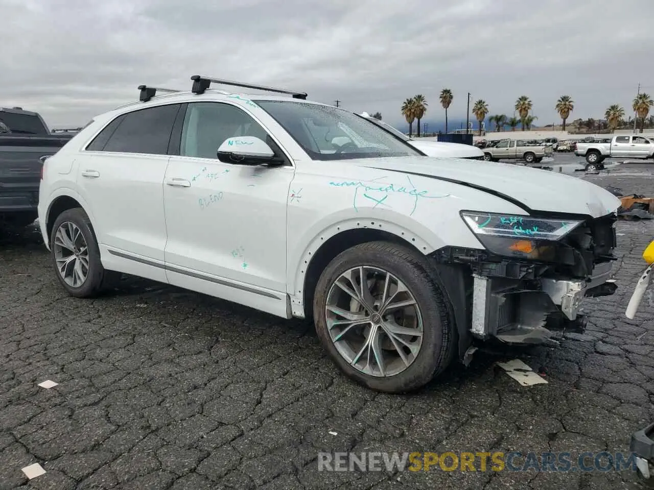 4 Photograph of a damaged car WA1EVBF16ND030858 AUDI Q8 2022