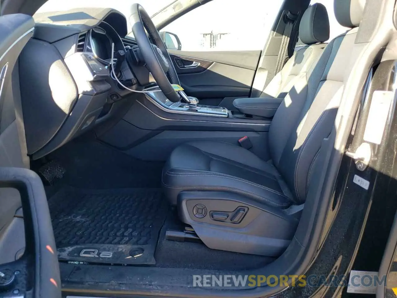 7 Photograph of a damaged car WA1EVBF17ND031131 AUDI Q8 2022
