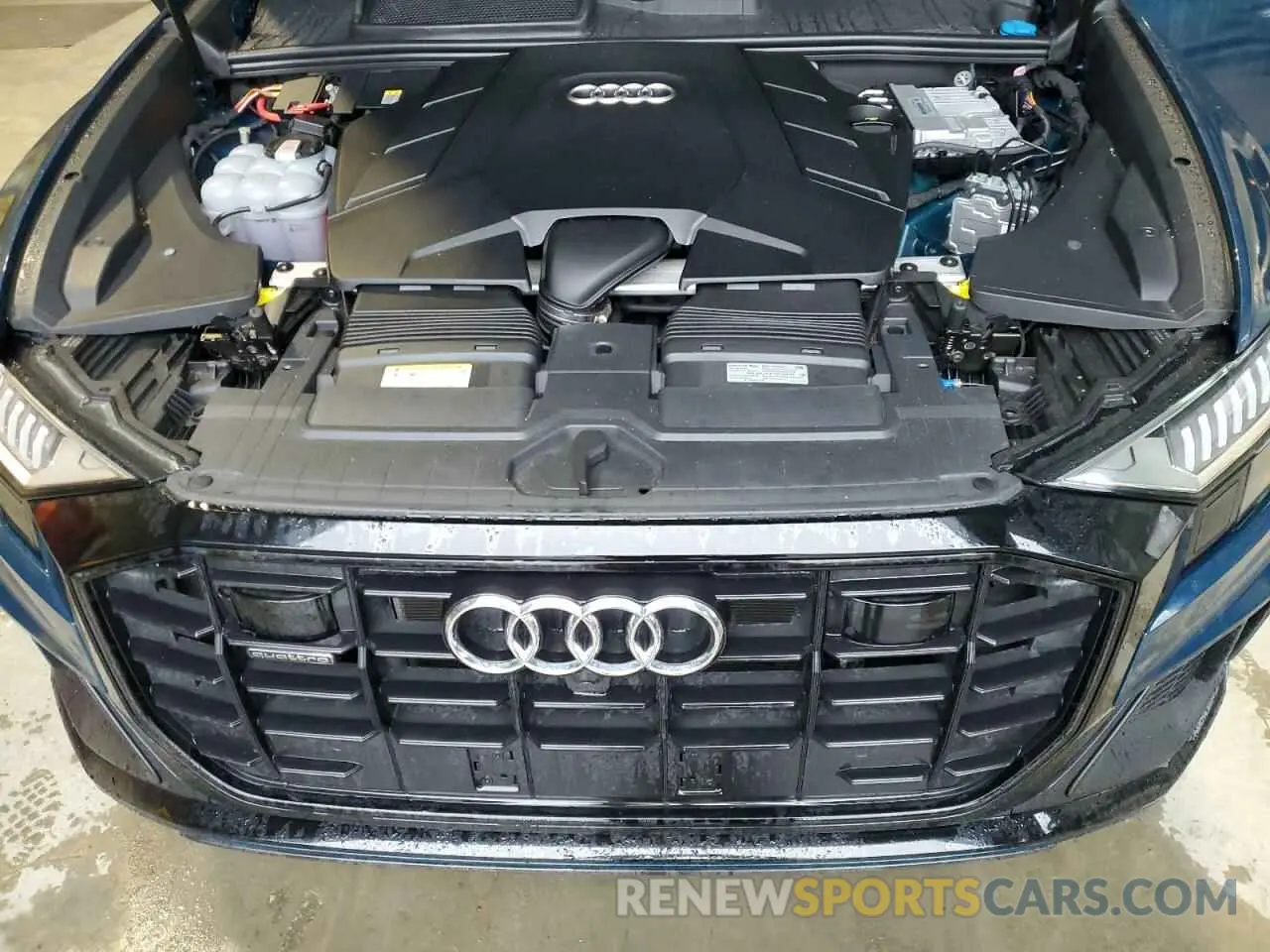 12 Photograph of a damaged car WA1EVBF1XND021497 AUDI Q8 2022