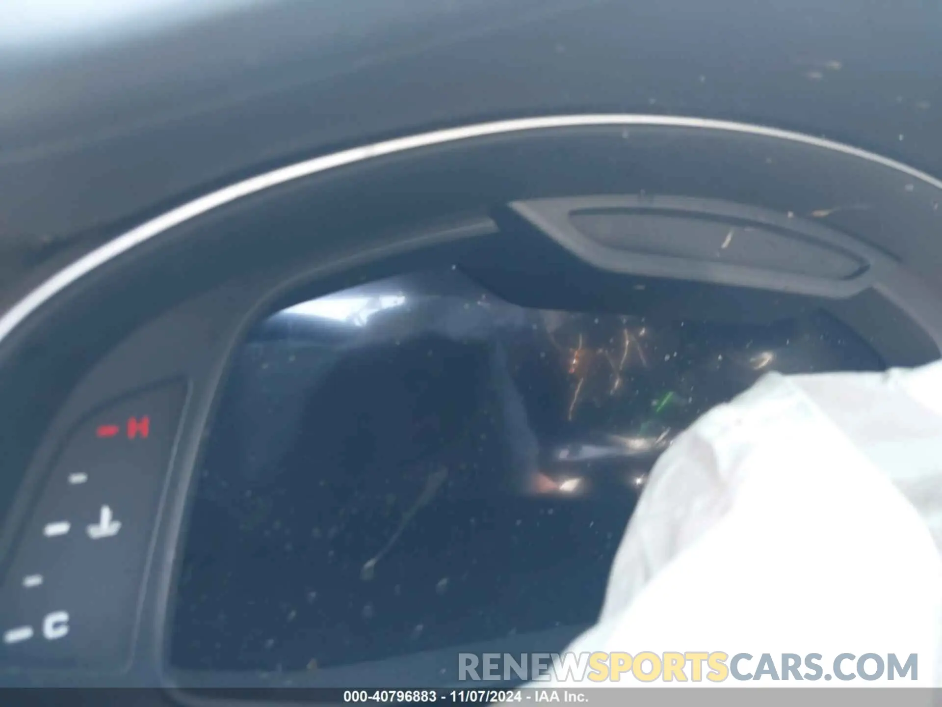 15 Photograph of a damaged car WA1FVBF10ND006298 AUDI Q8 2022