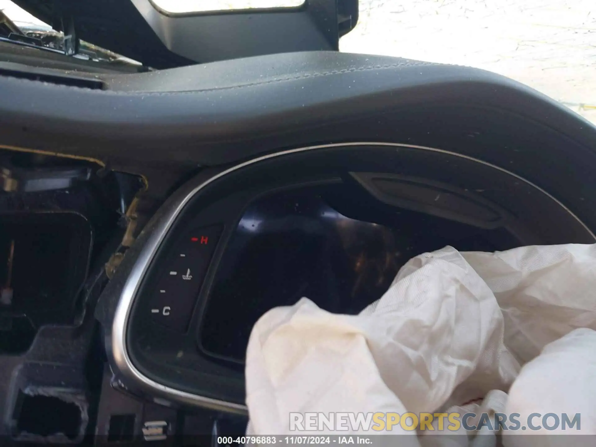 7 Photograph of a damaged car WA1FVBF10ND006298 AUDI Q8 2022